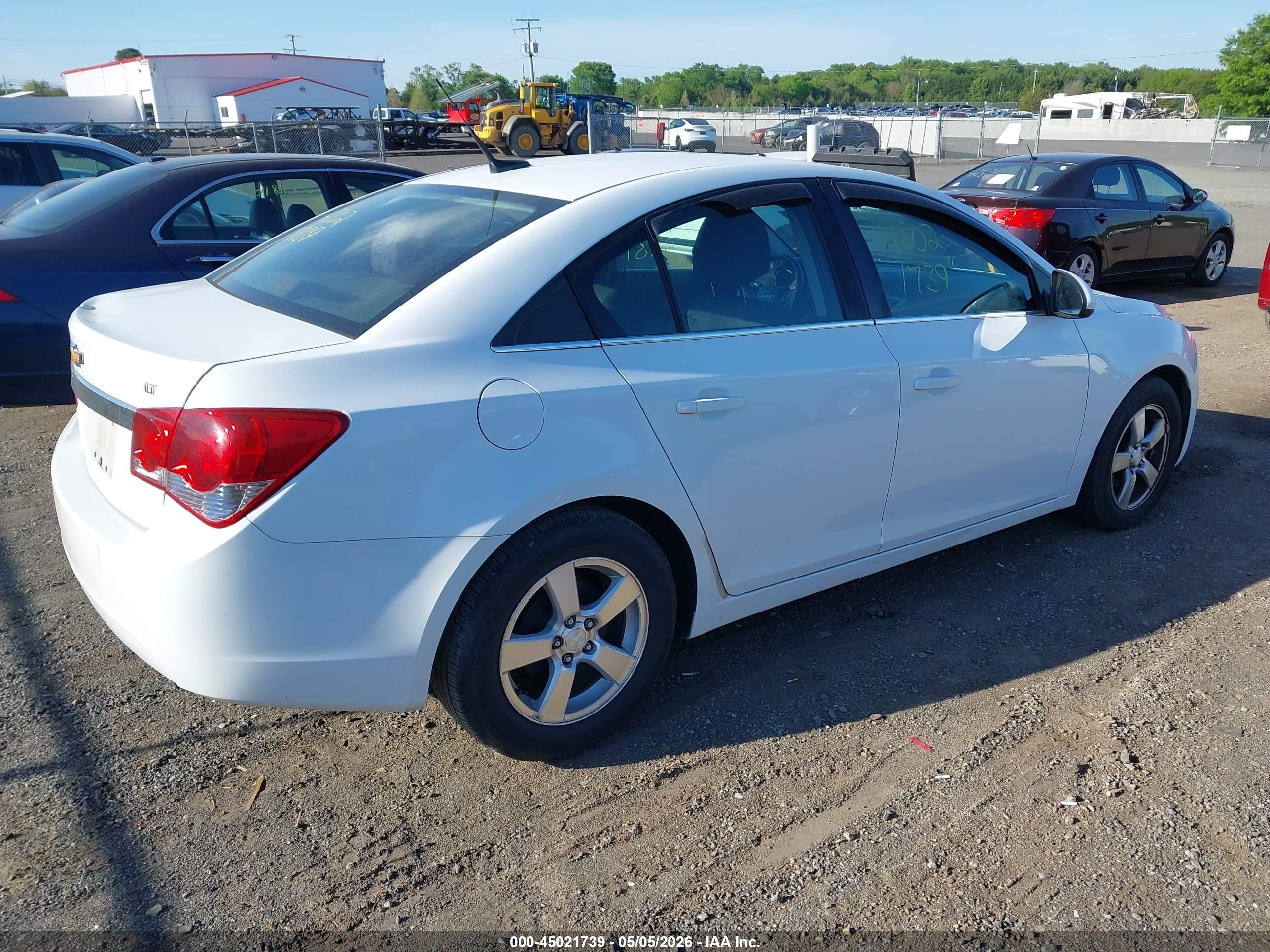 CHEVROLET CRUZE image 4