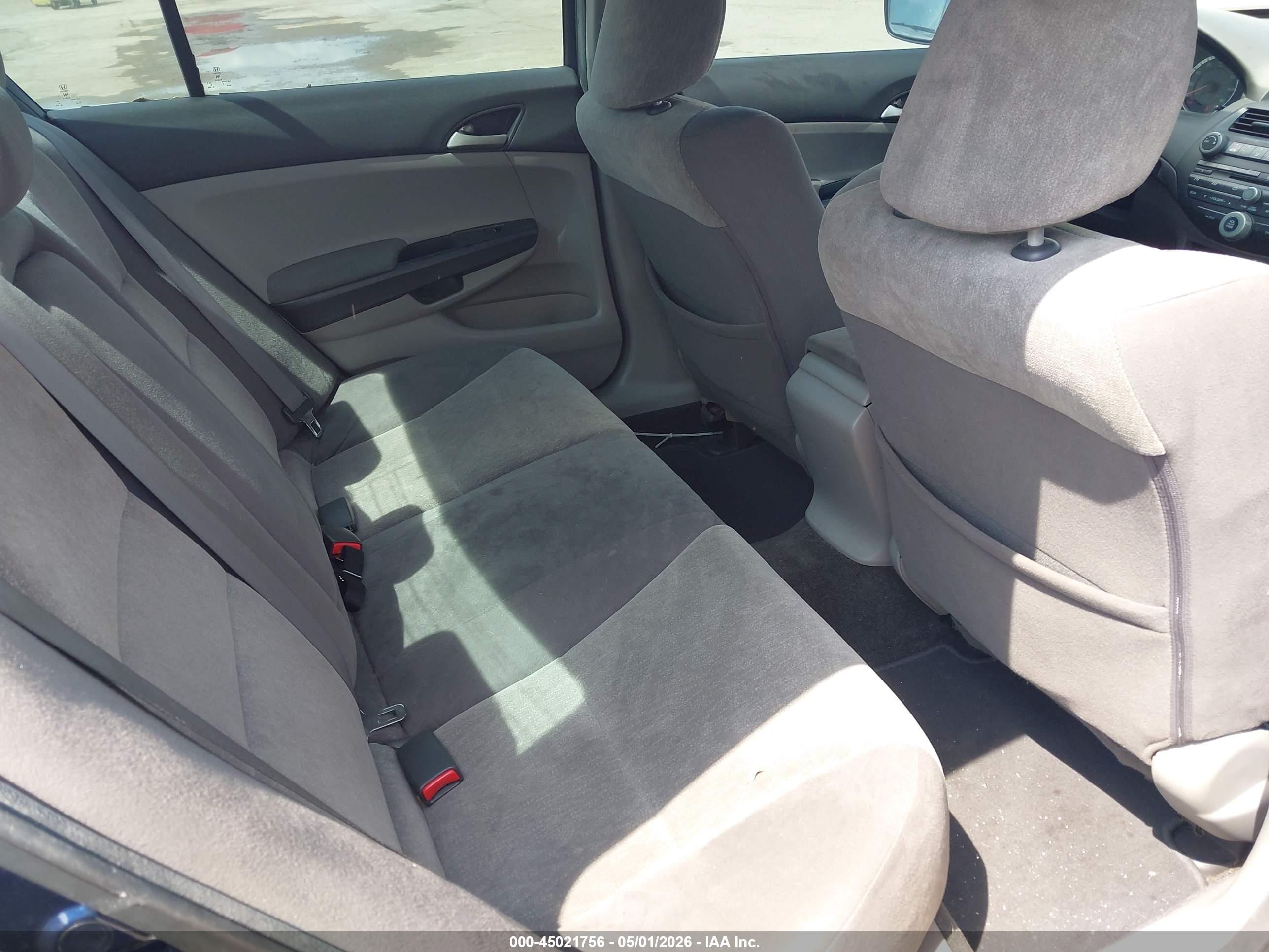 HONDA ACCORD image 8