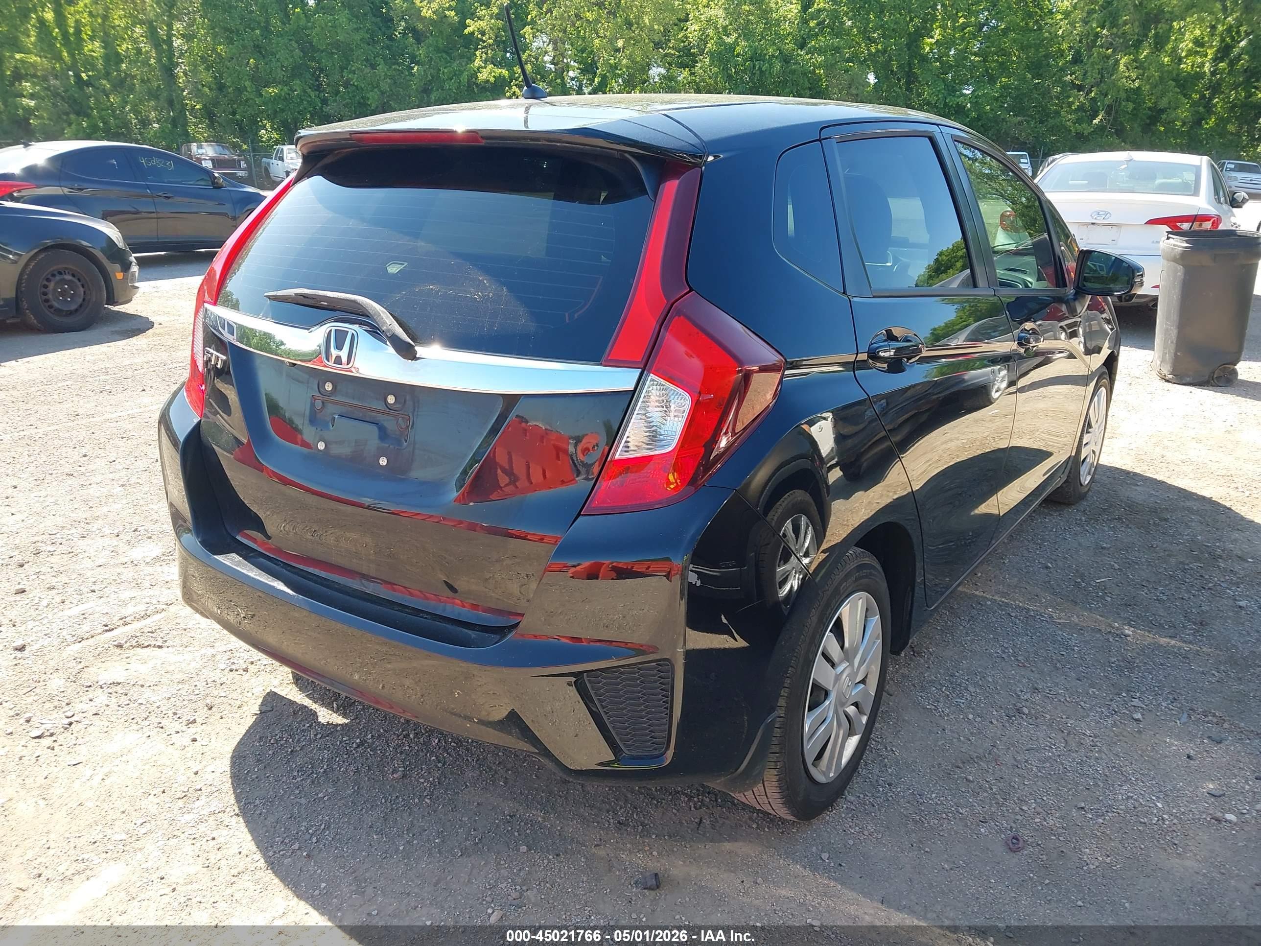 HONDA FIT image 4
