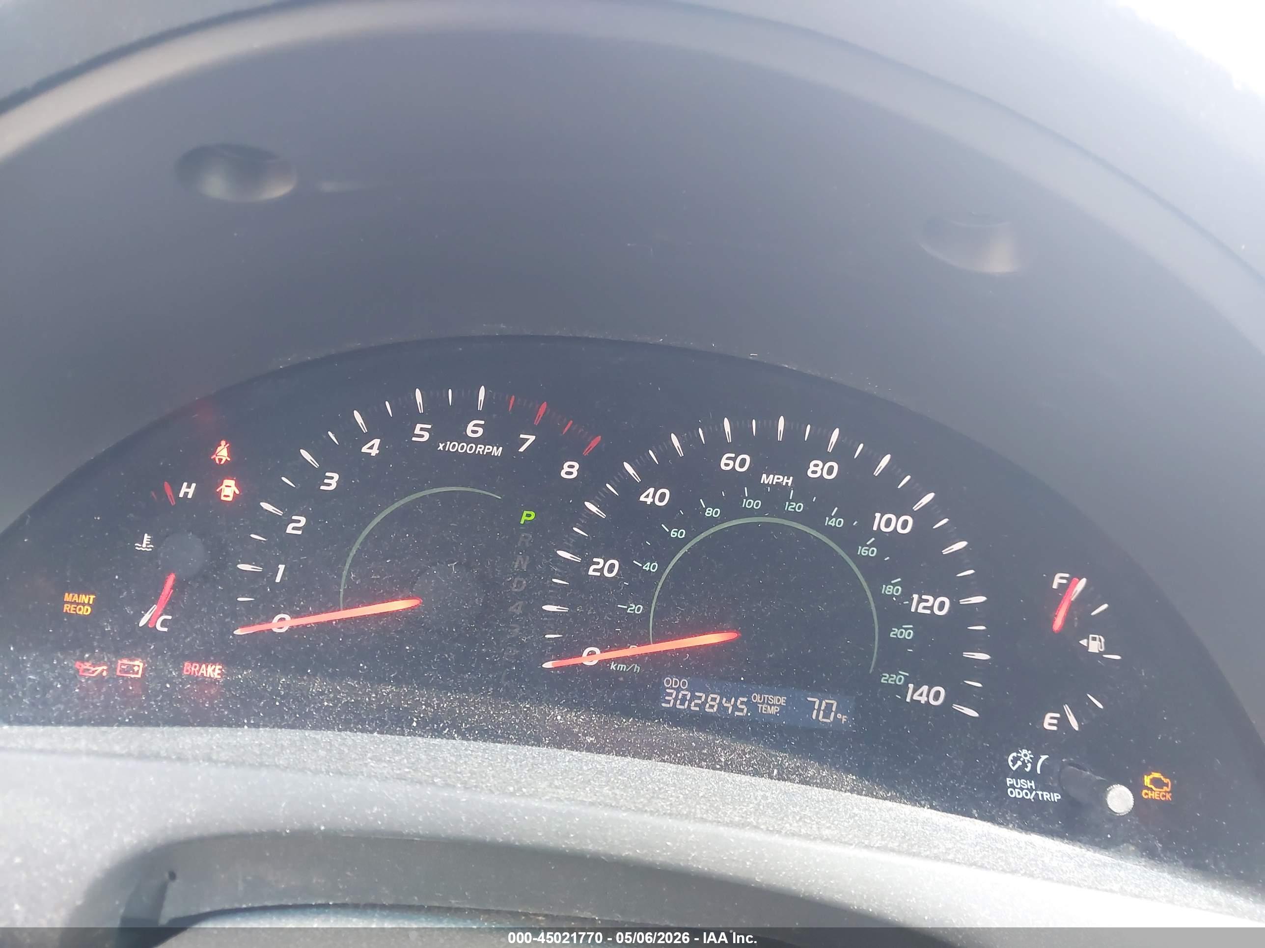 TOYOTA CAMRY image 7
