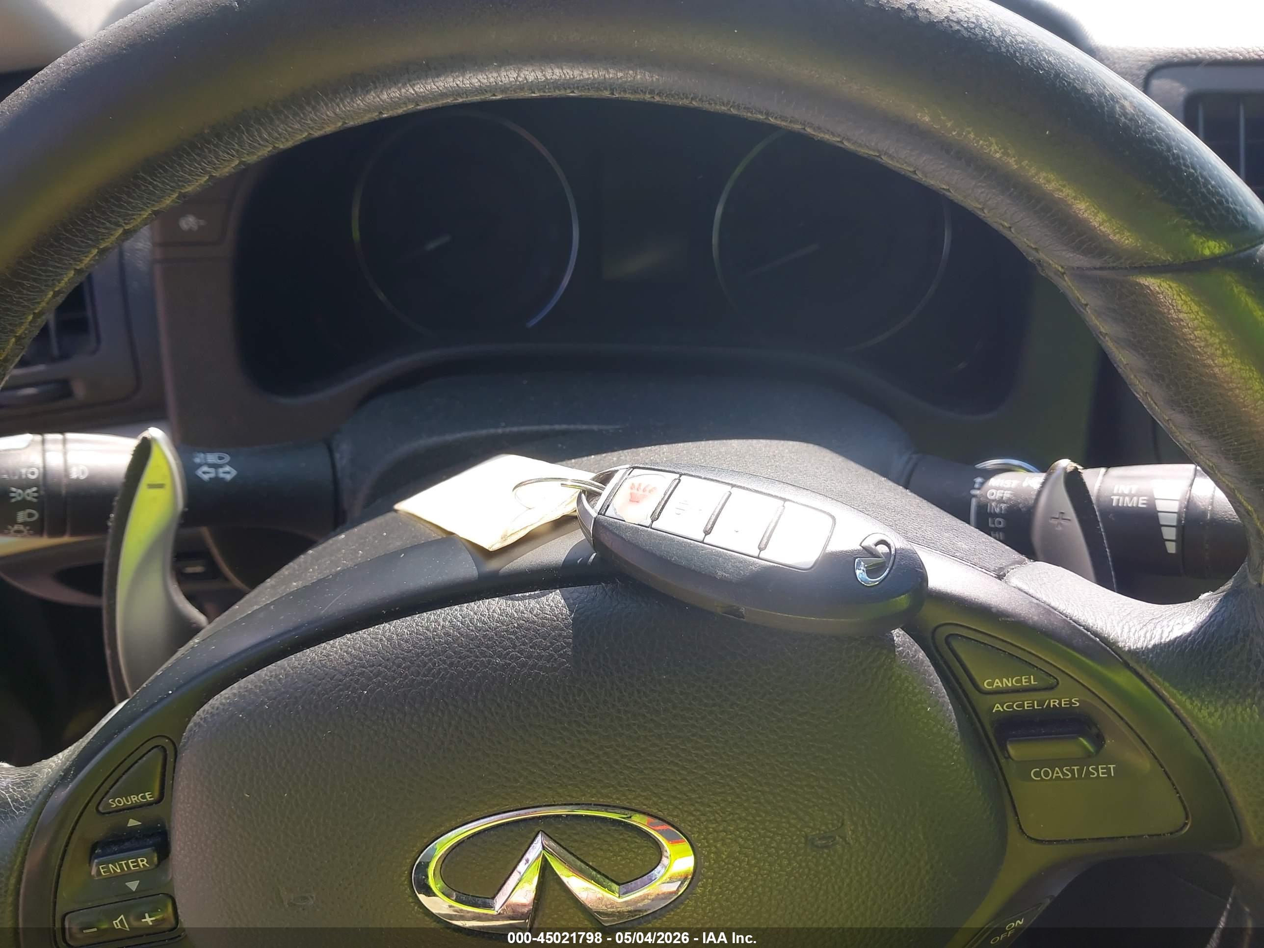 INFINITI G37 image 11
