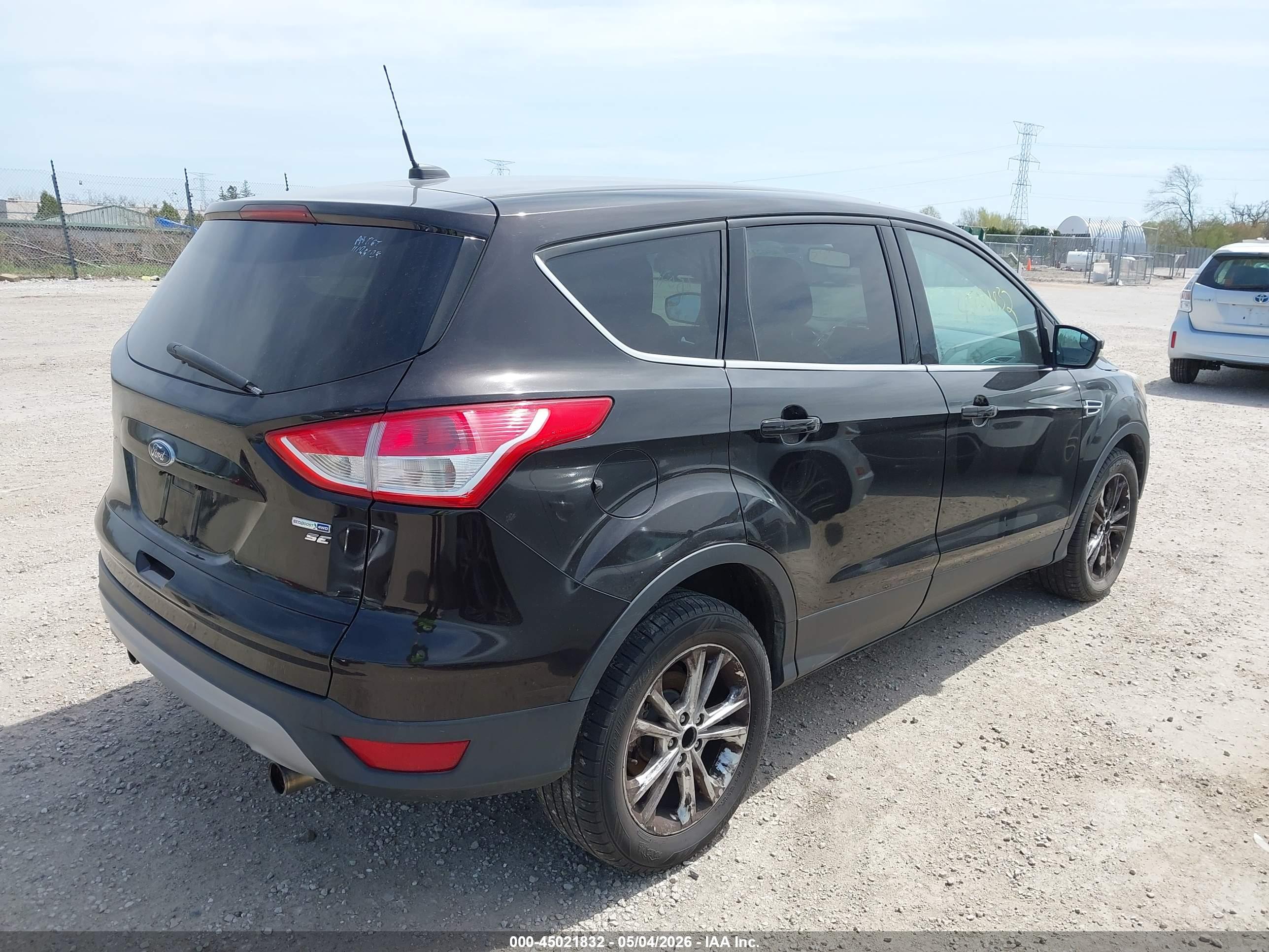 FORD ESCAPE image 4