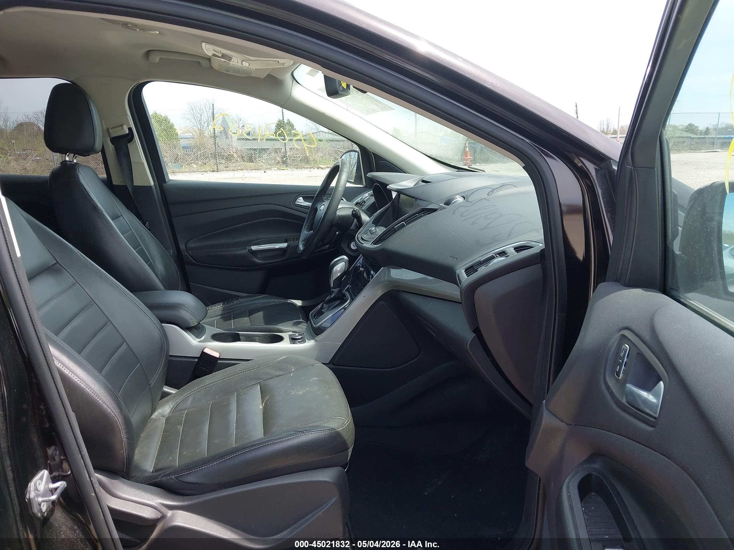 FORD ESCAPE image 5