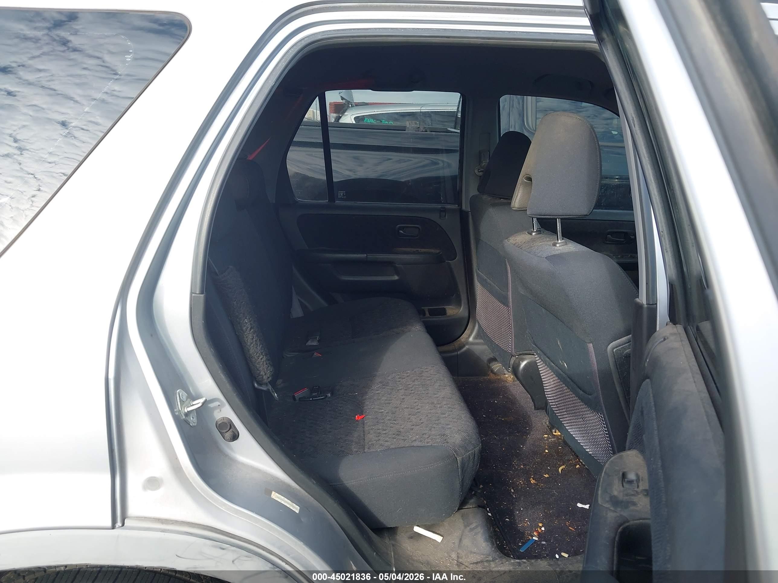 HONDA CR-V image 8