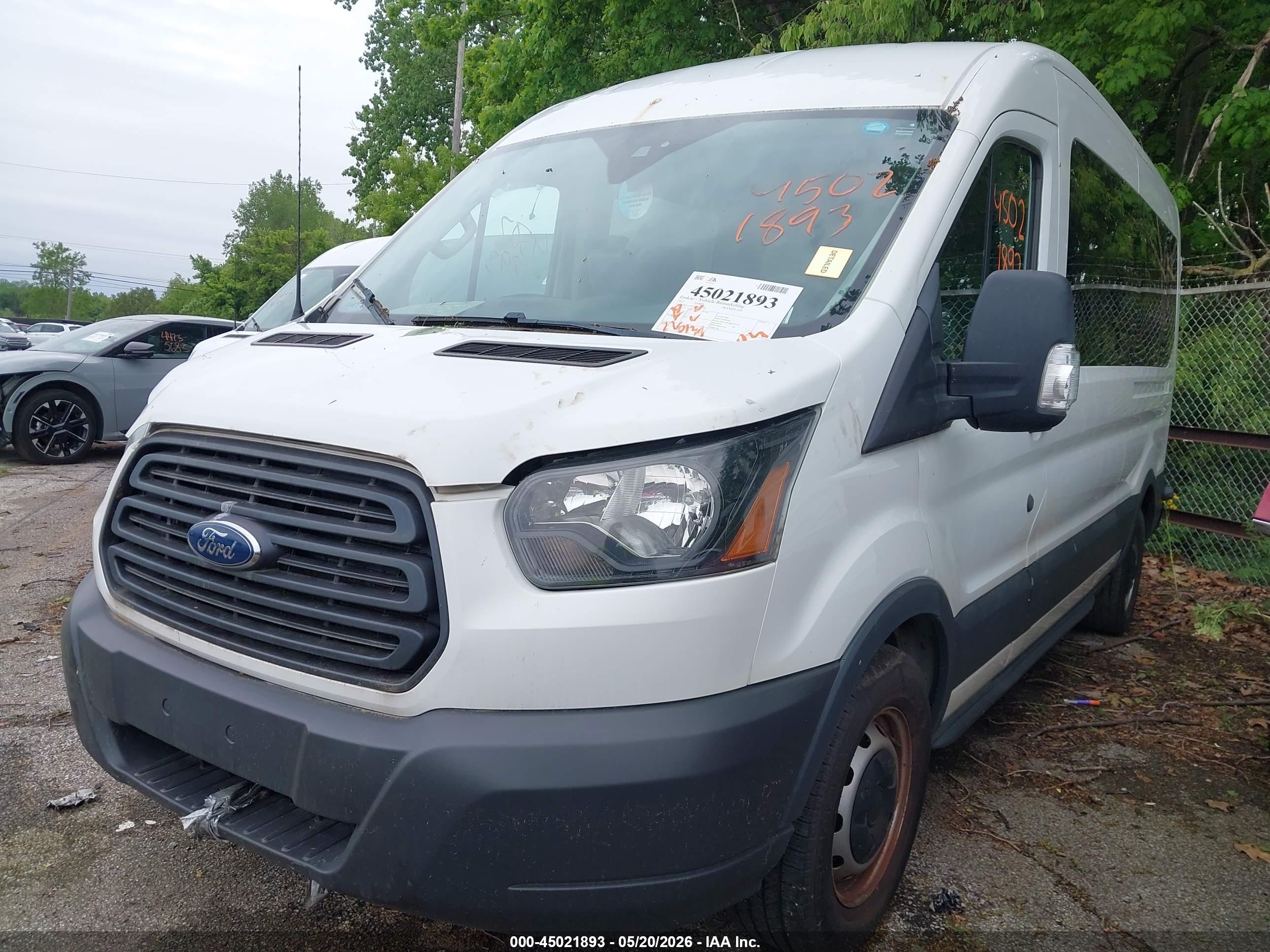 FORD TRANSIT-350 image 2