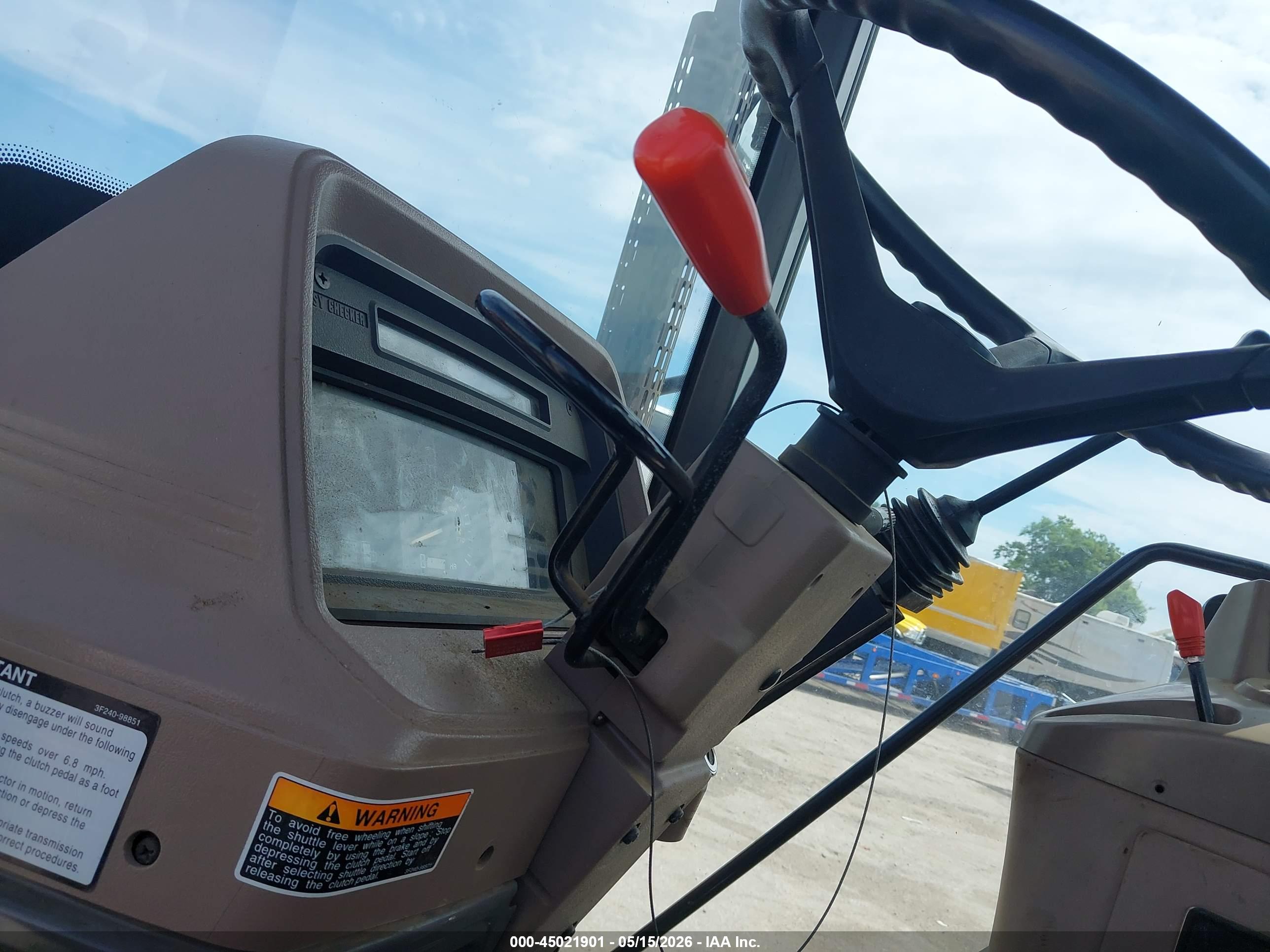 KUBOTA M125 image 7
