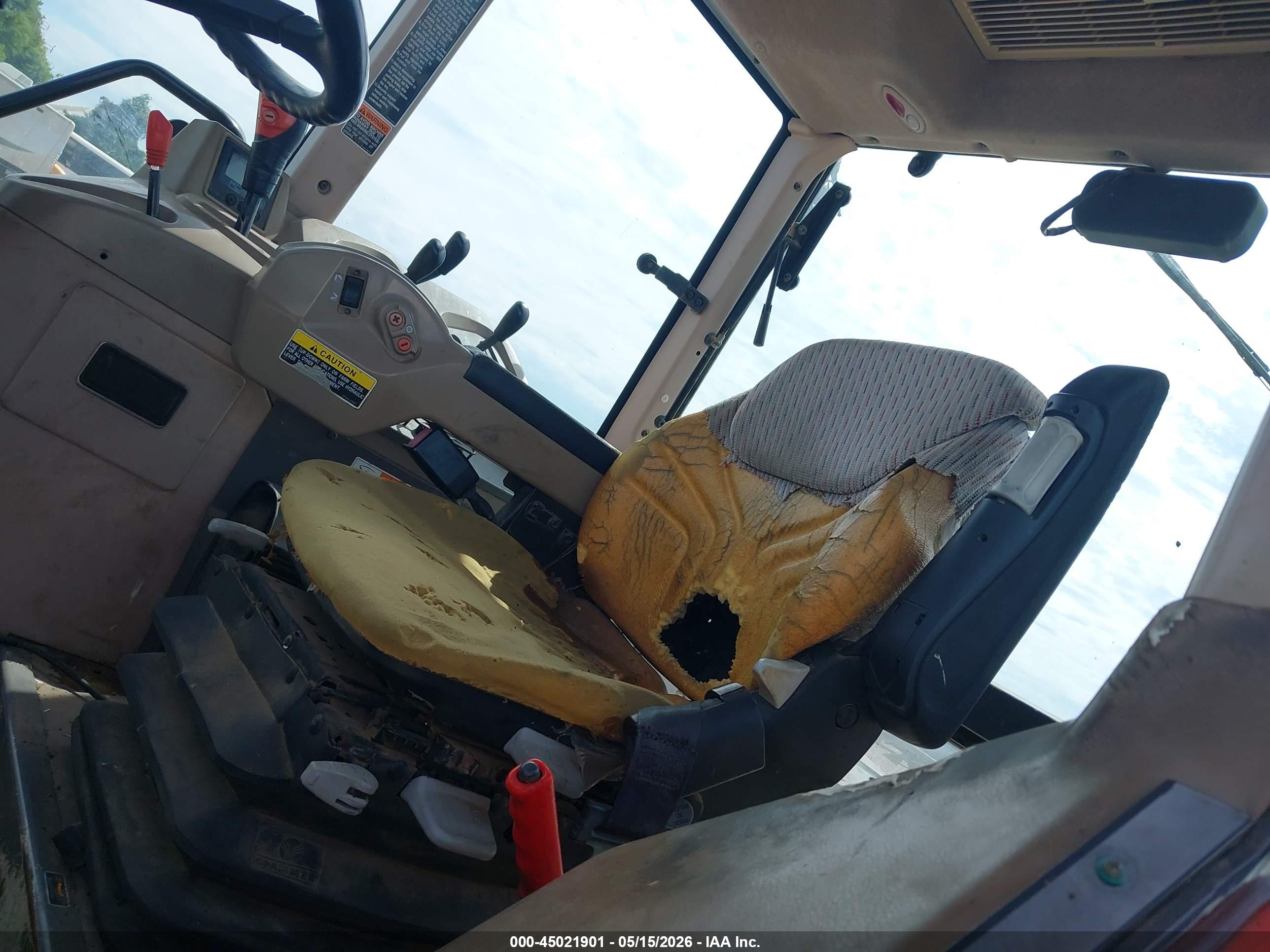 KUBOTA M125 image 8