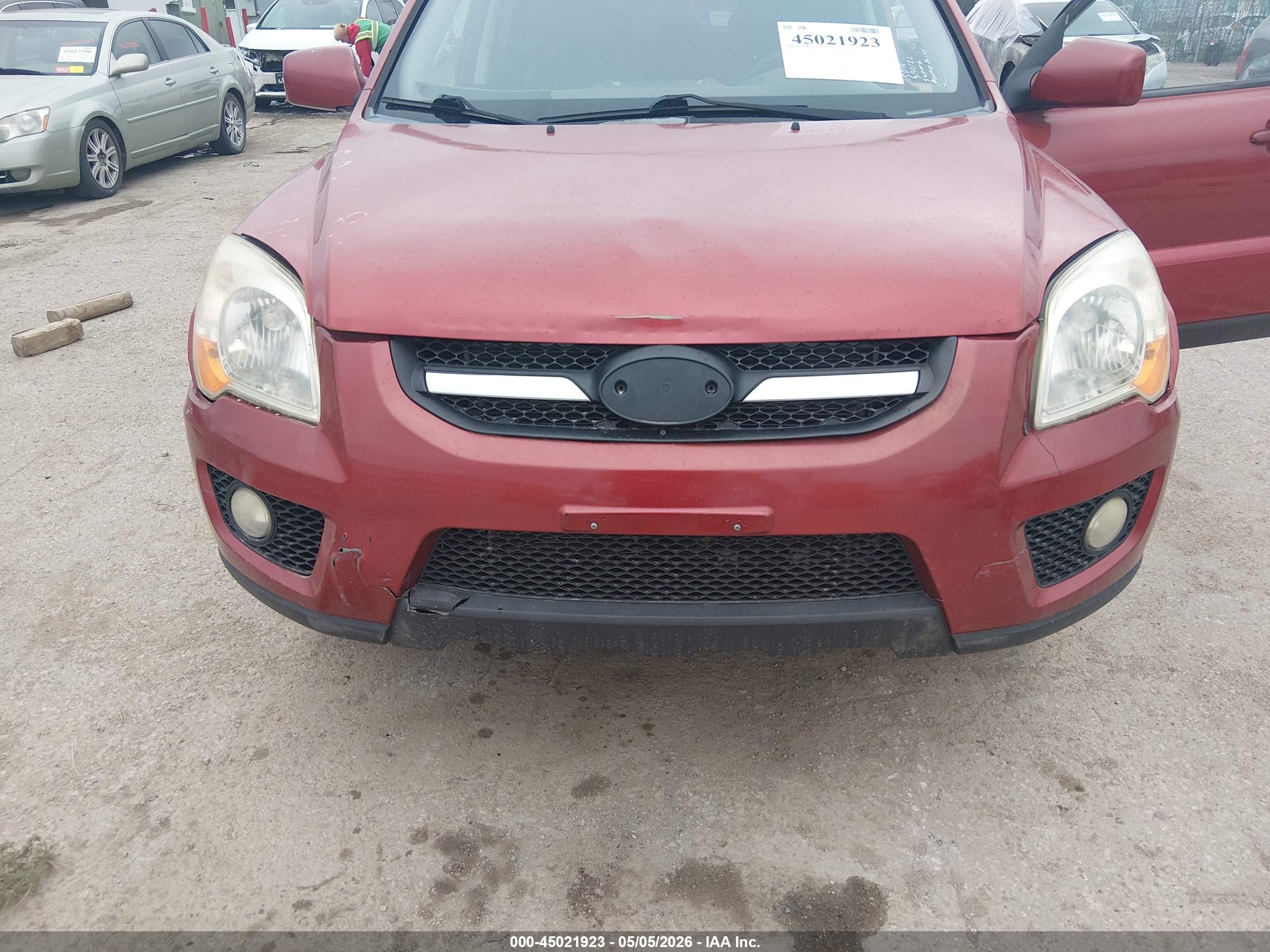 KIA SPORTAGE image 6