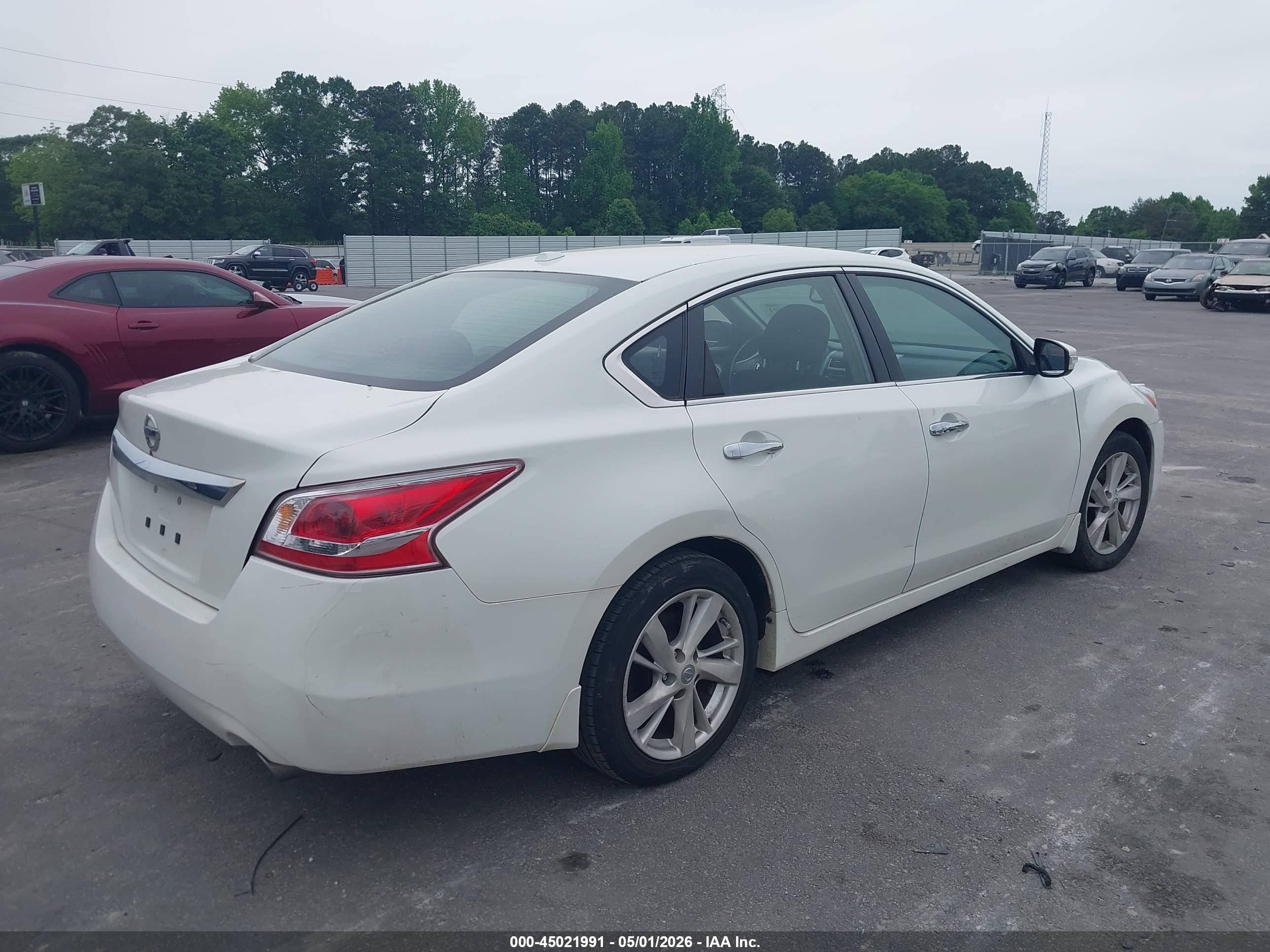 NISSAN ALTIMA image 4