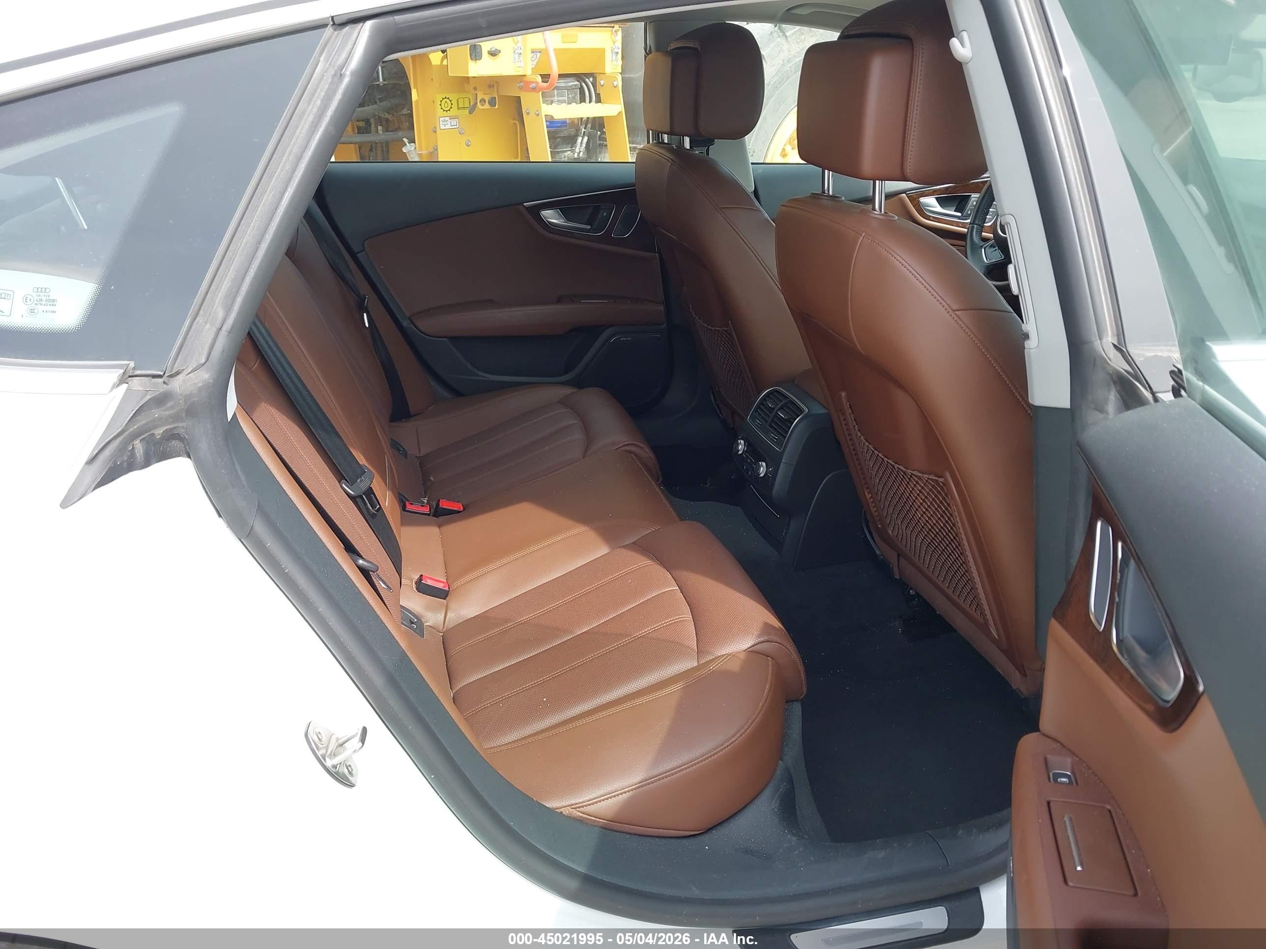 AUDI A7 image 8