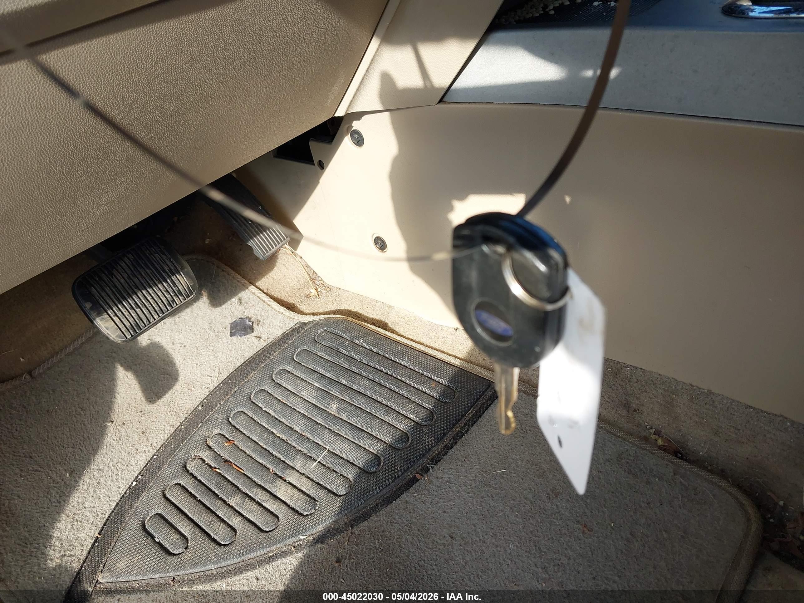 FORD ESCAPE image 11