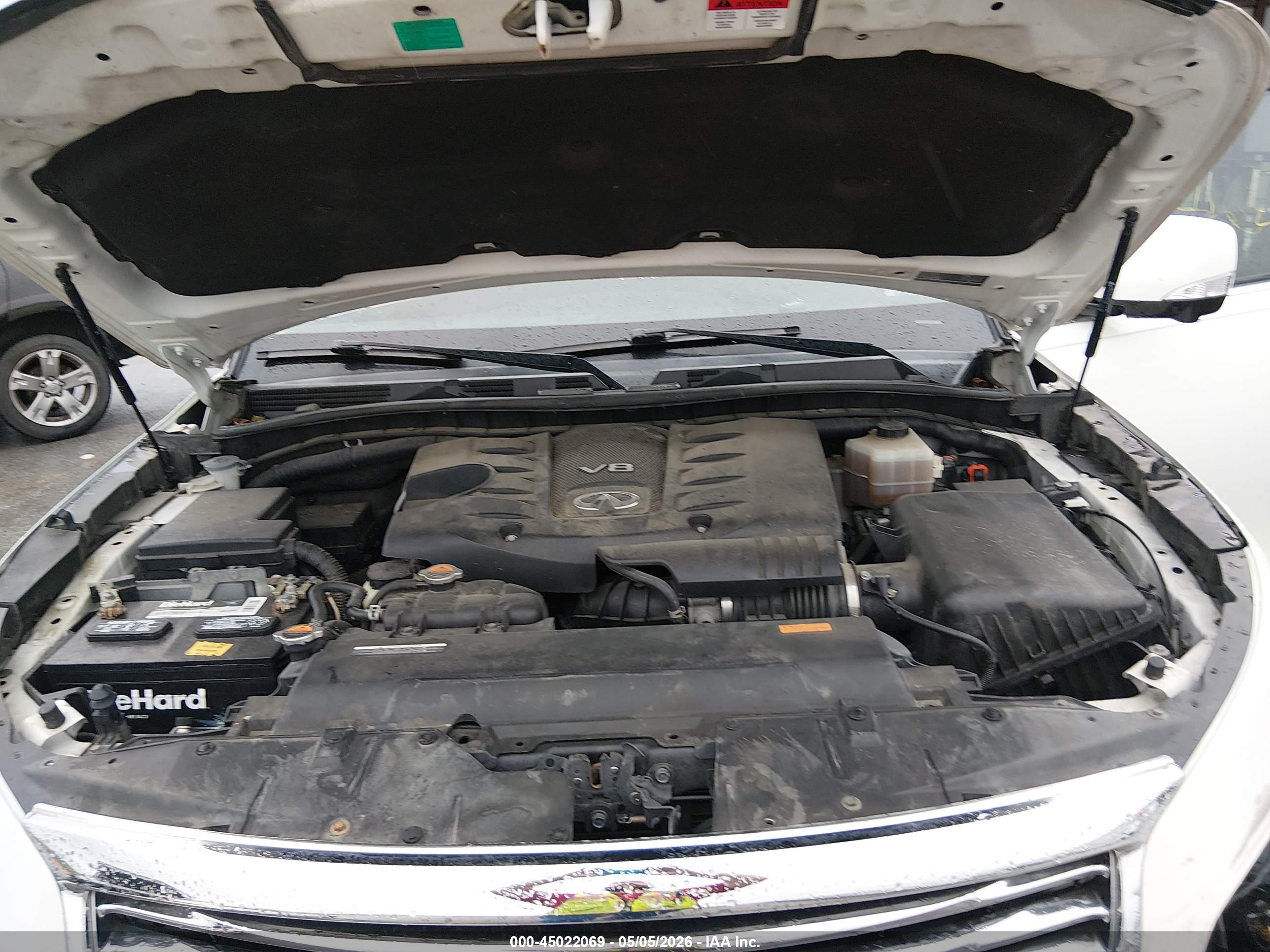INFINITI QX56 image 10