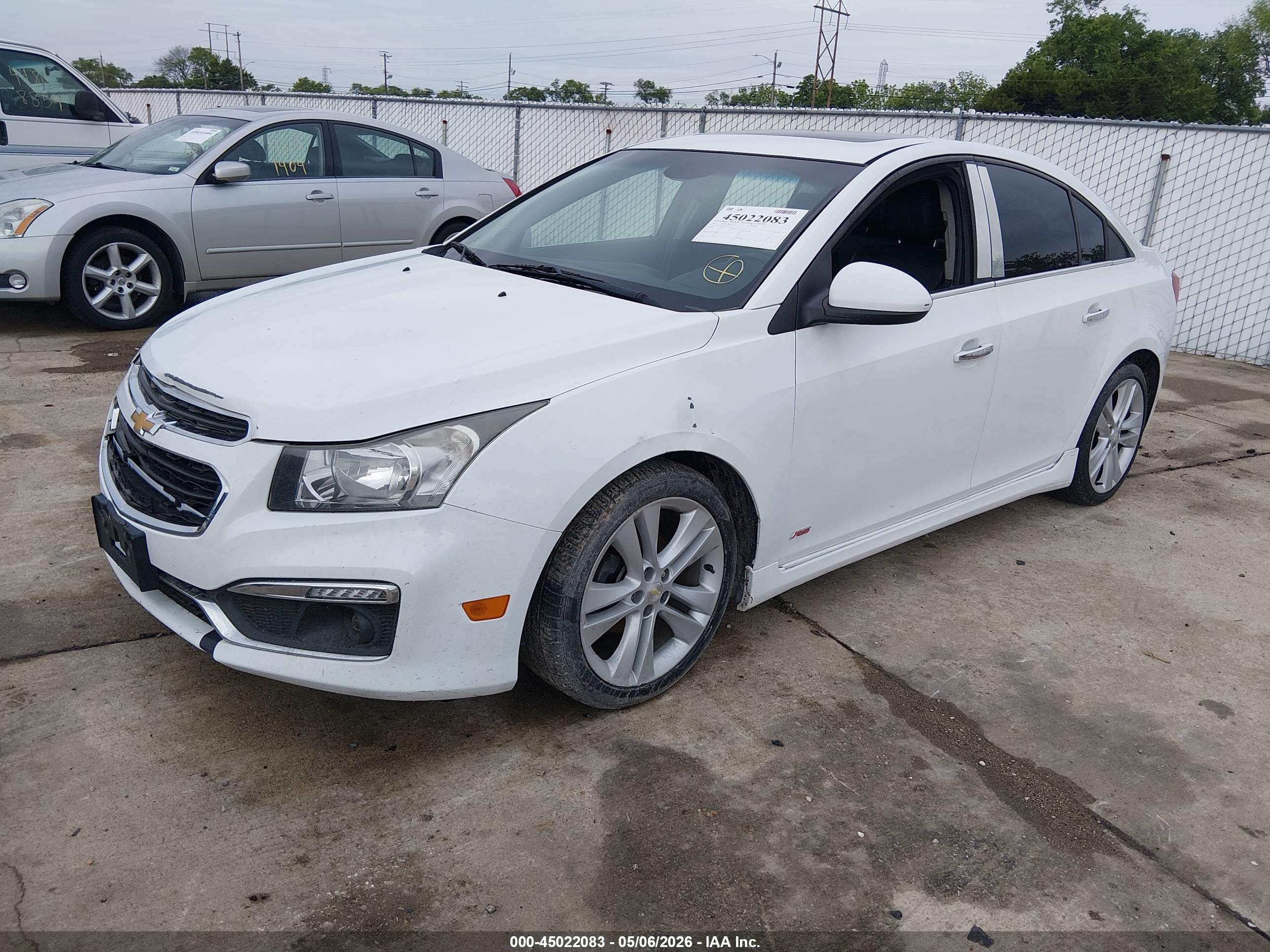 CHEVROLET CRUZE image 2
