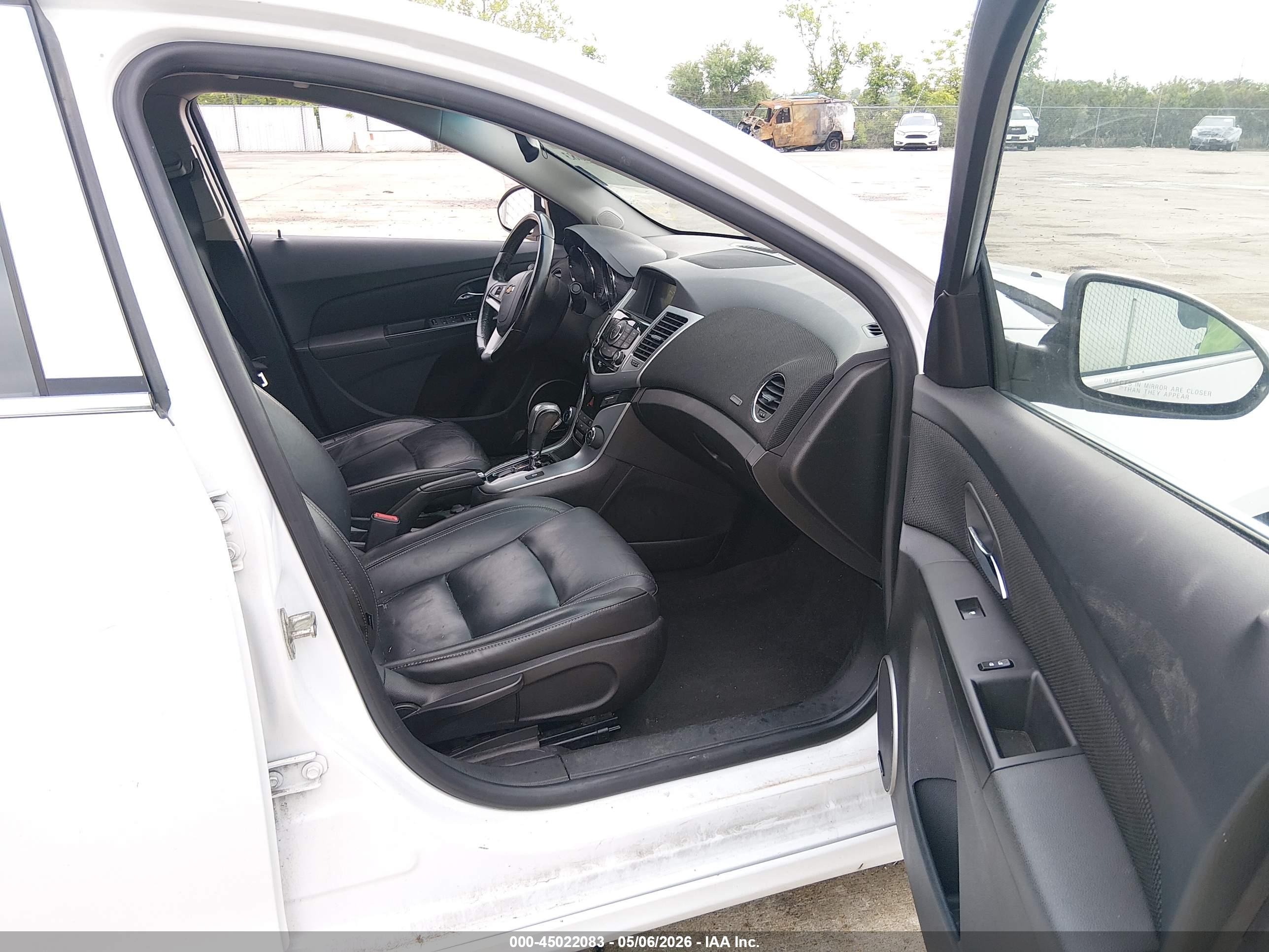 CHEVROLET CRUZE image 5