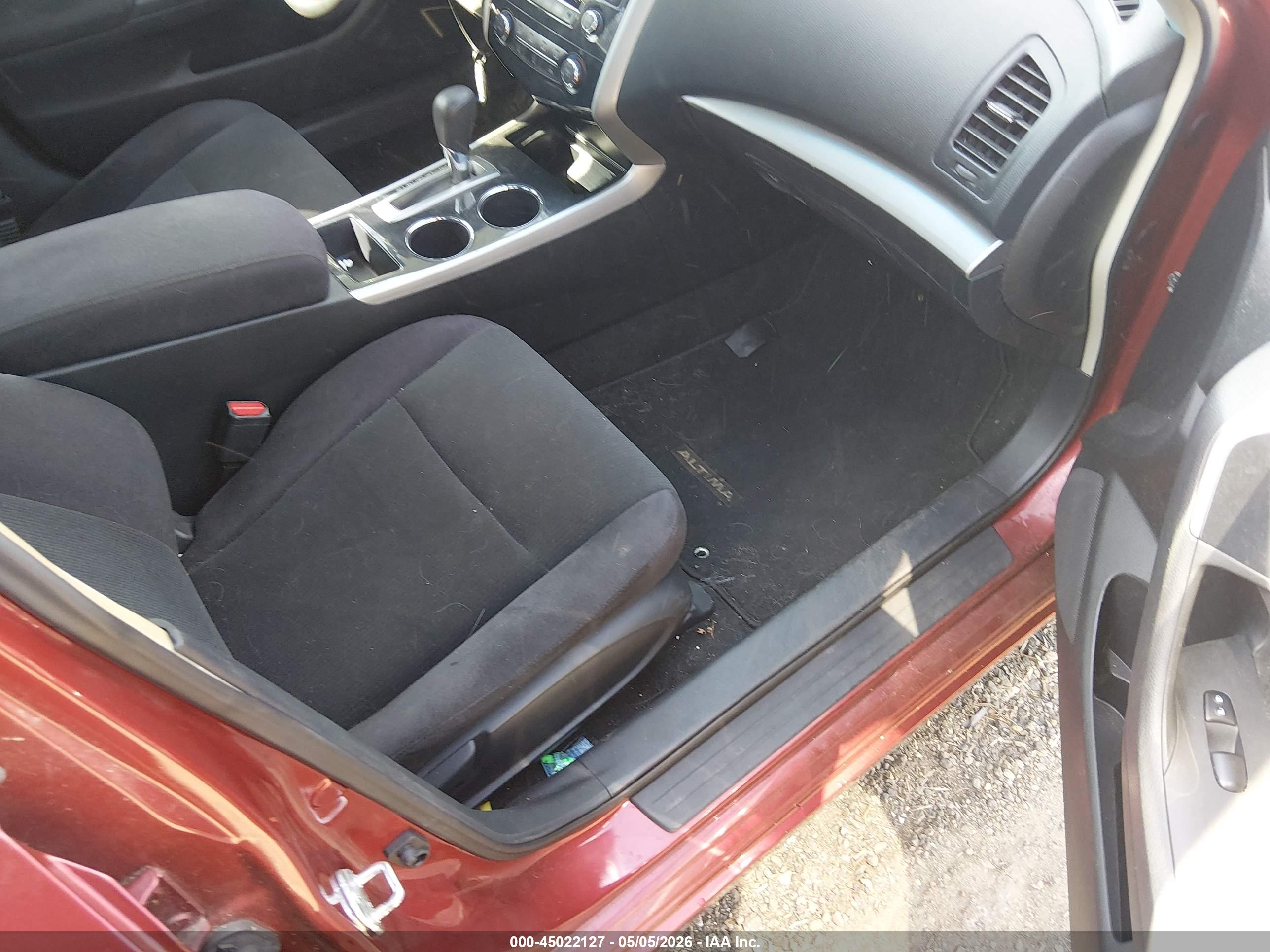 NISSAN ALTIMA image 5