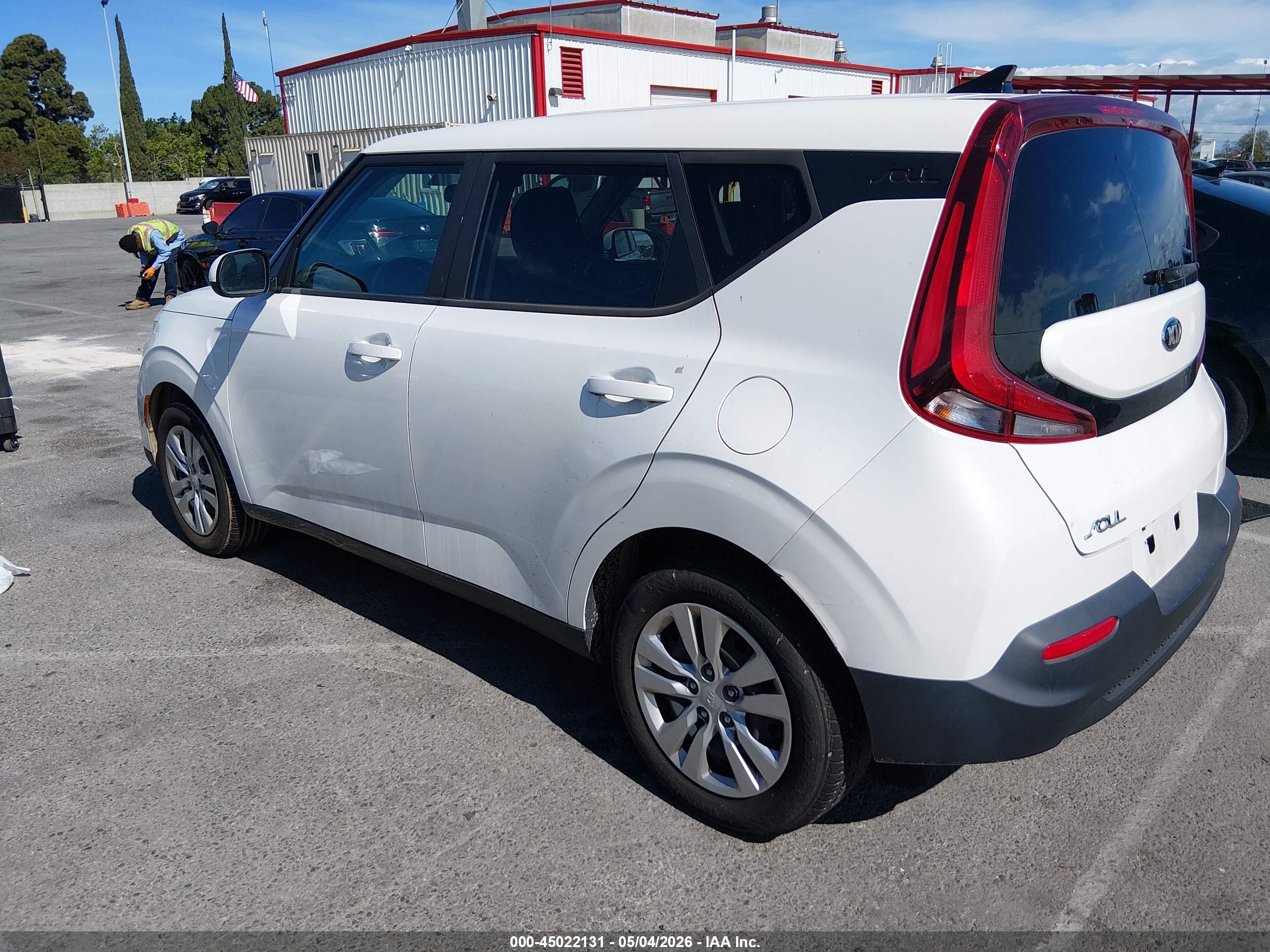 KIA SOUL image 3
