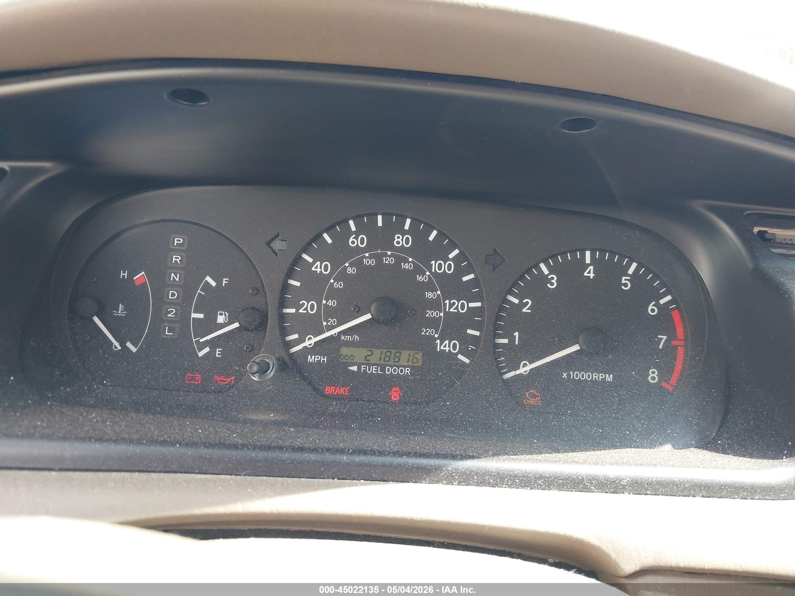 TOYOTA CAMRY image 7
