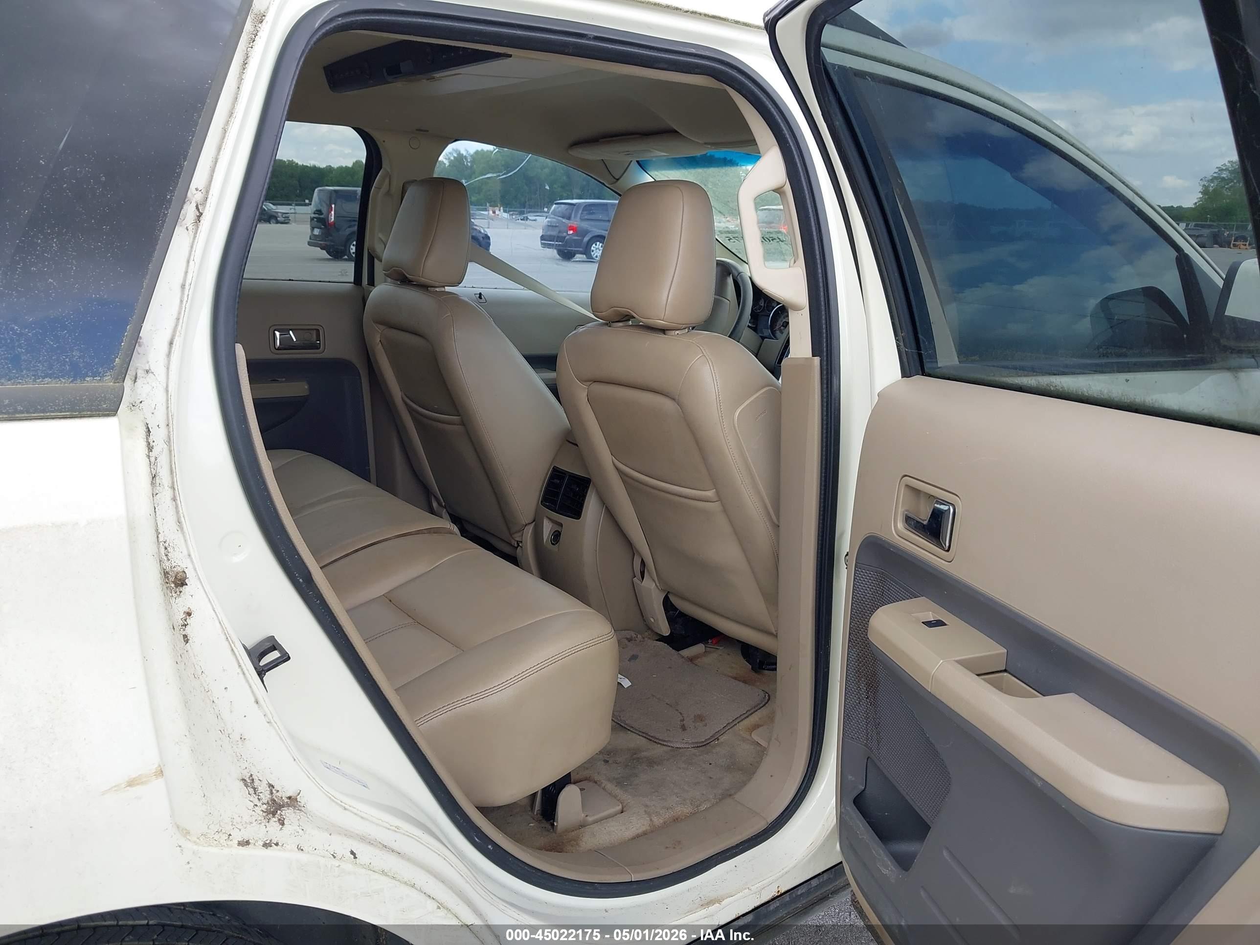 FORD EDGE image 8