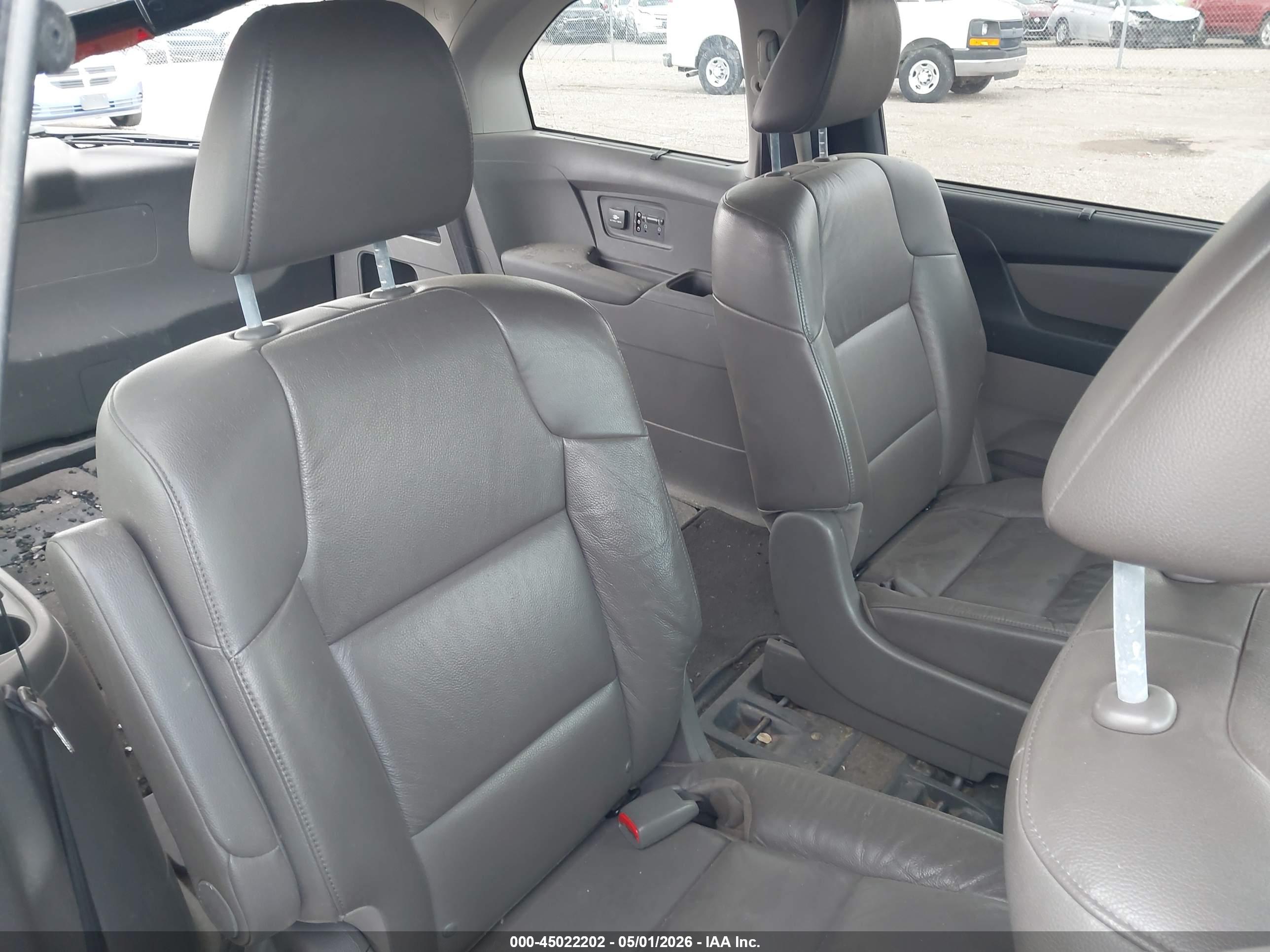 HONDA ODYSSEY image 8