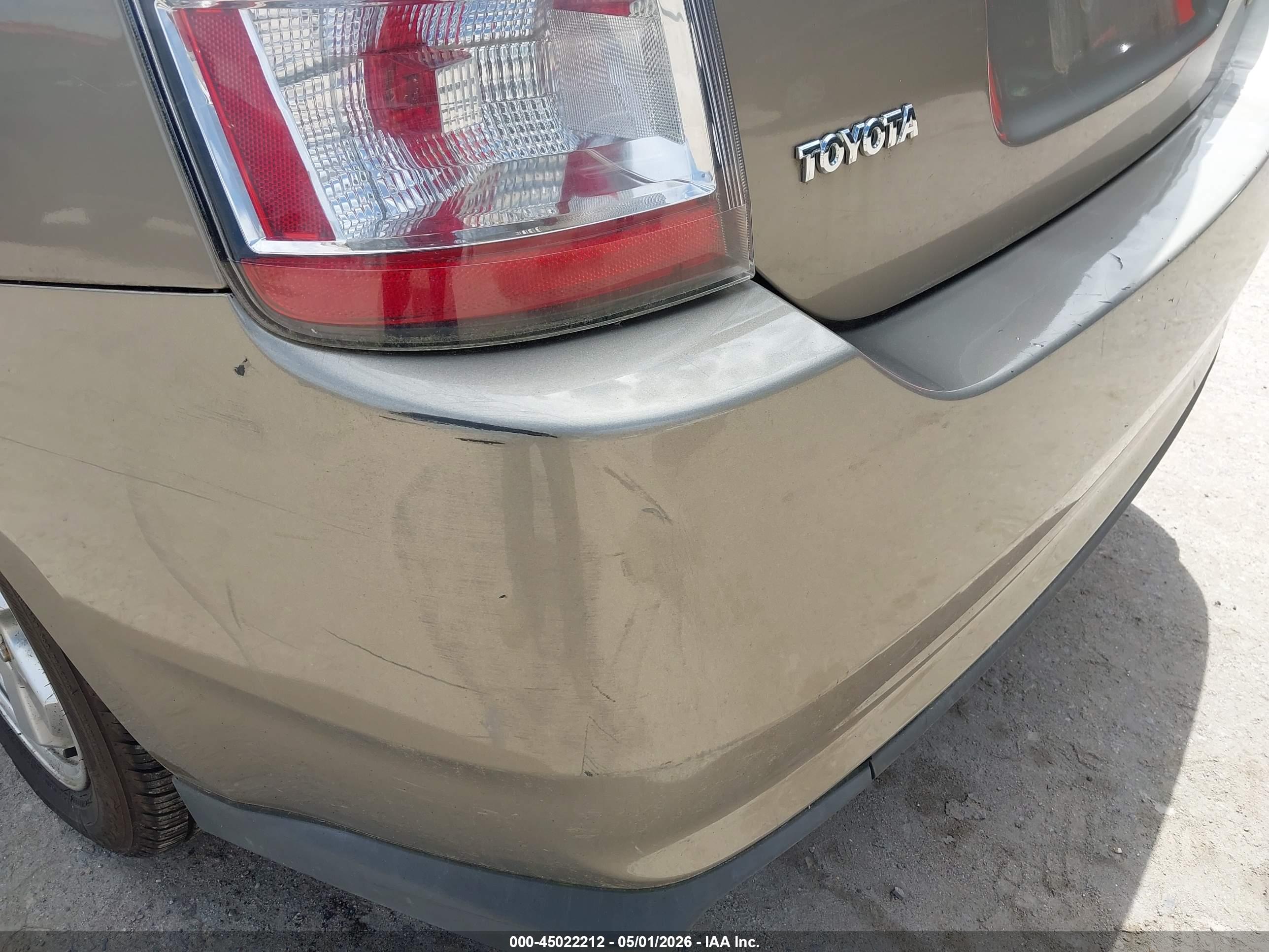 TOYOTA PRIUS image 6