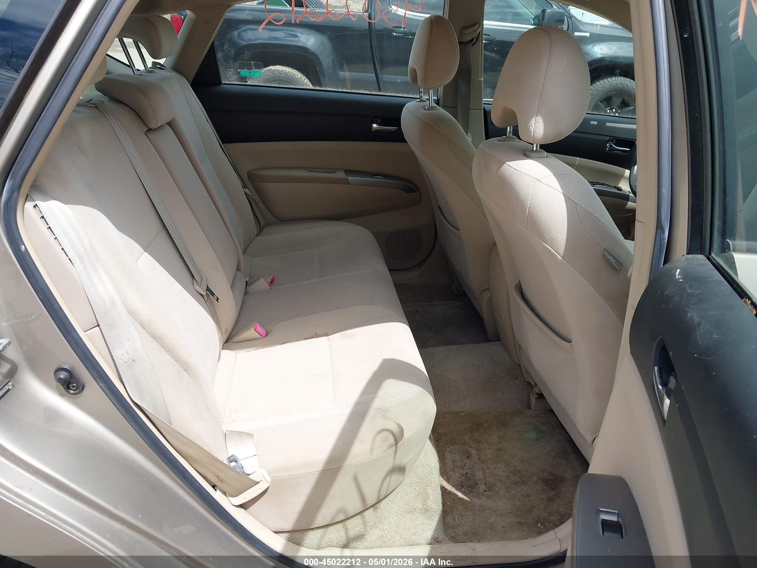 TOYOTA PRIUS image 8