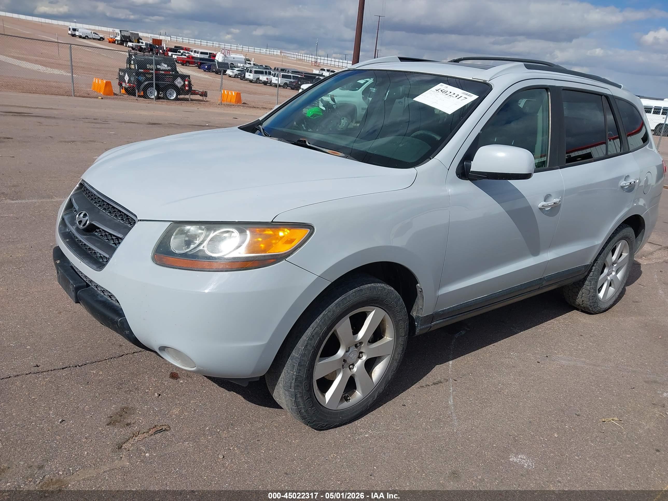 HYUNDAI SANTA image 2
