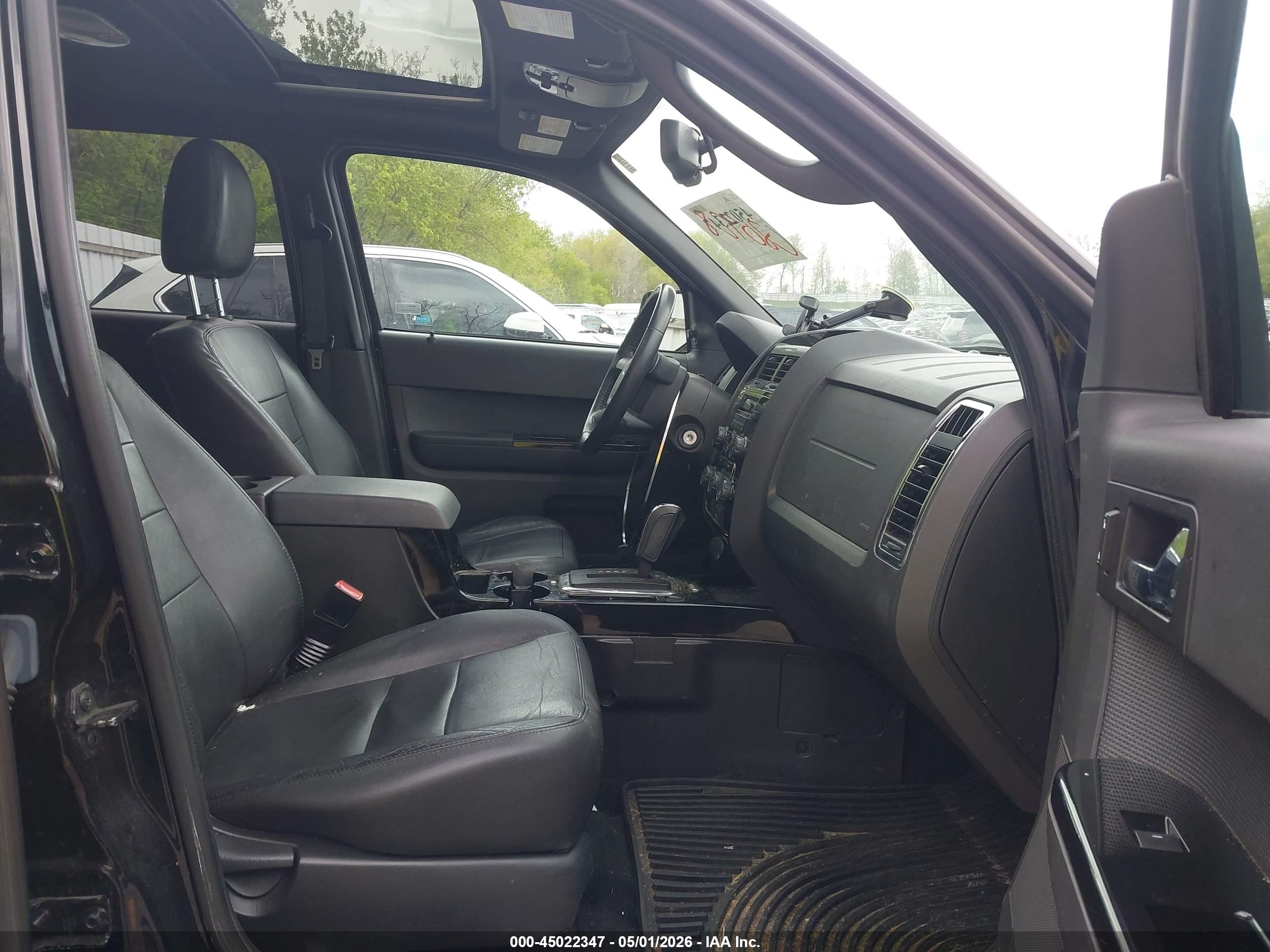 FORD ESCAPE image 5
