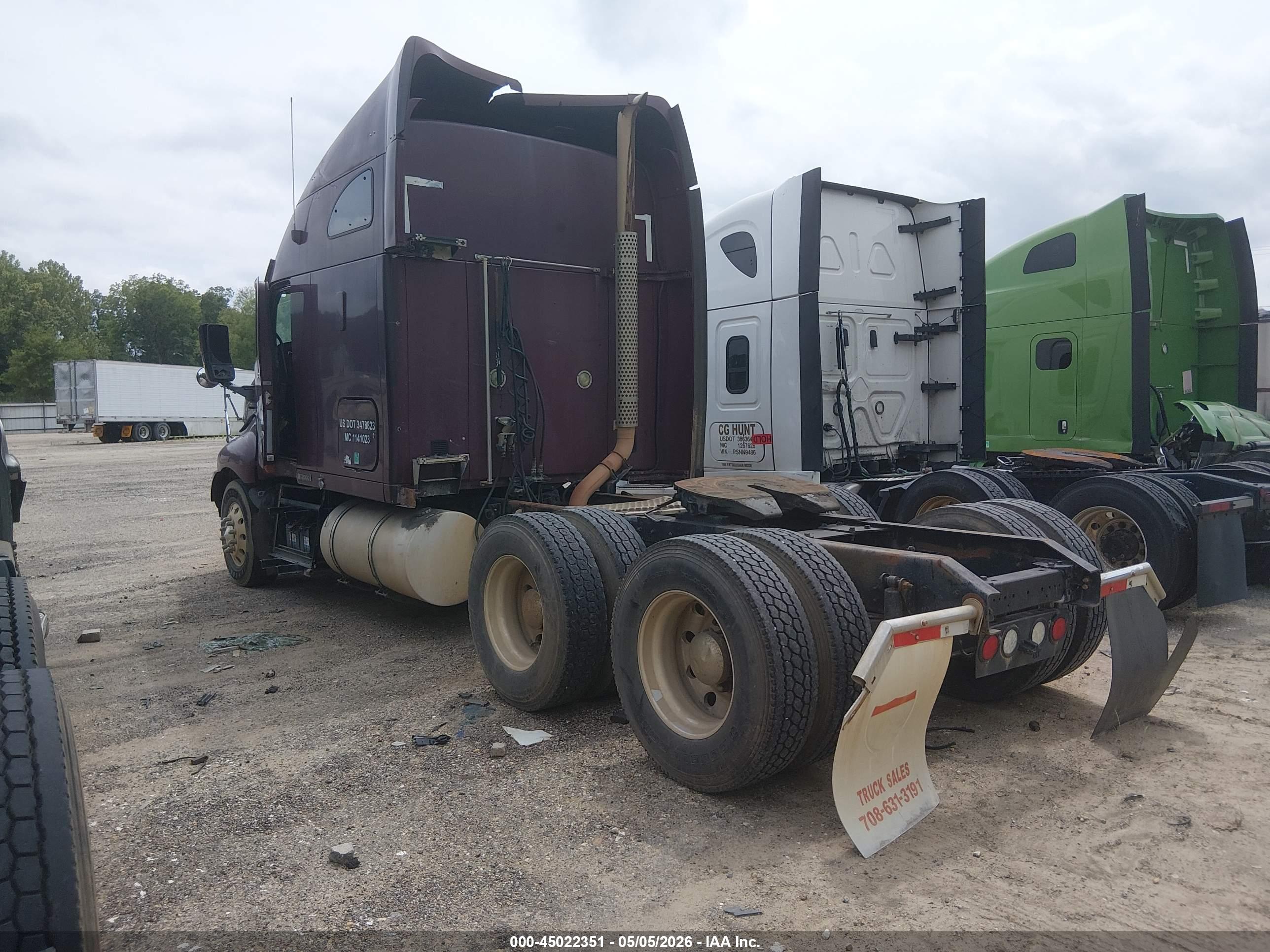 KENWORTH CONSTRUCTION image 3