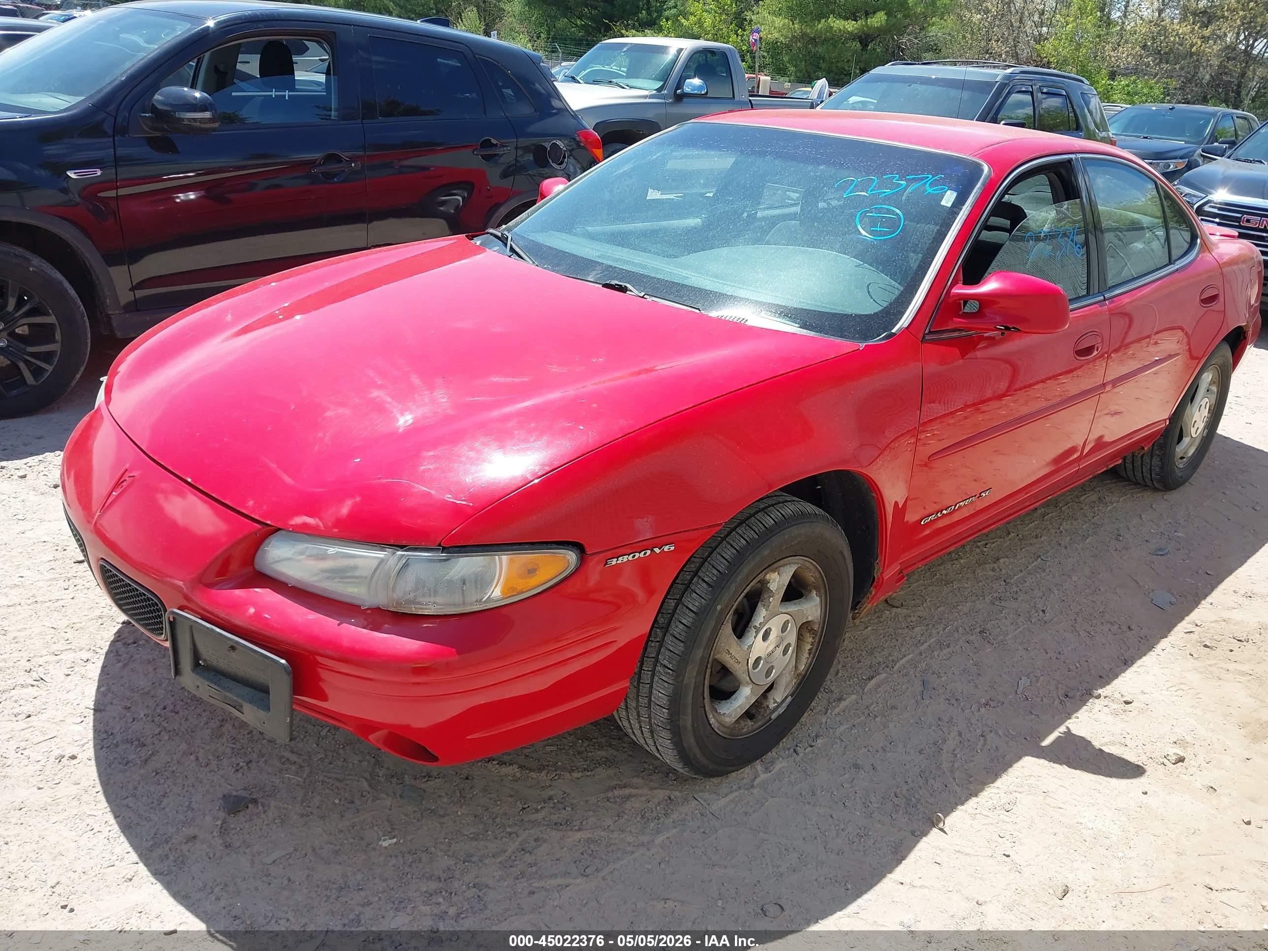 PONTIAC GRAND image 2