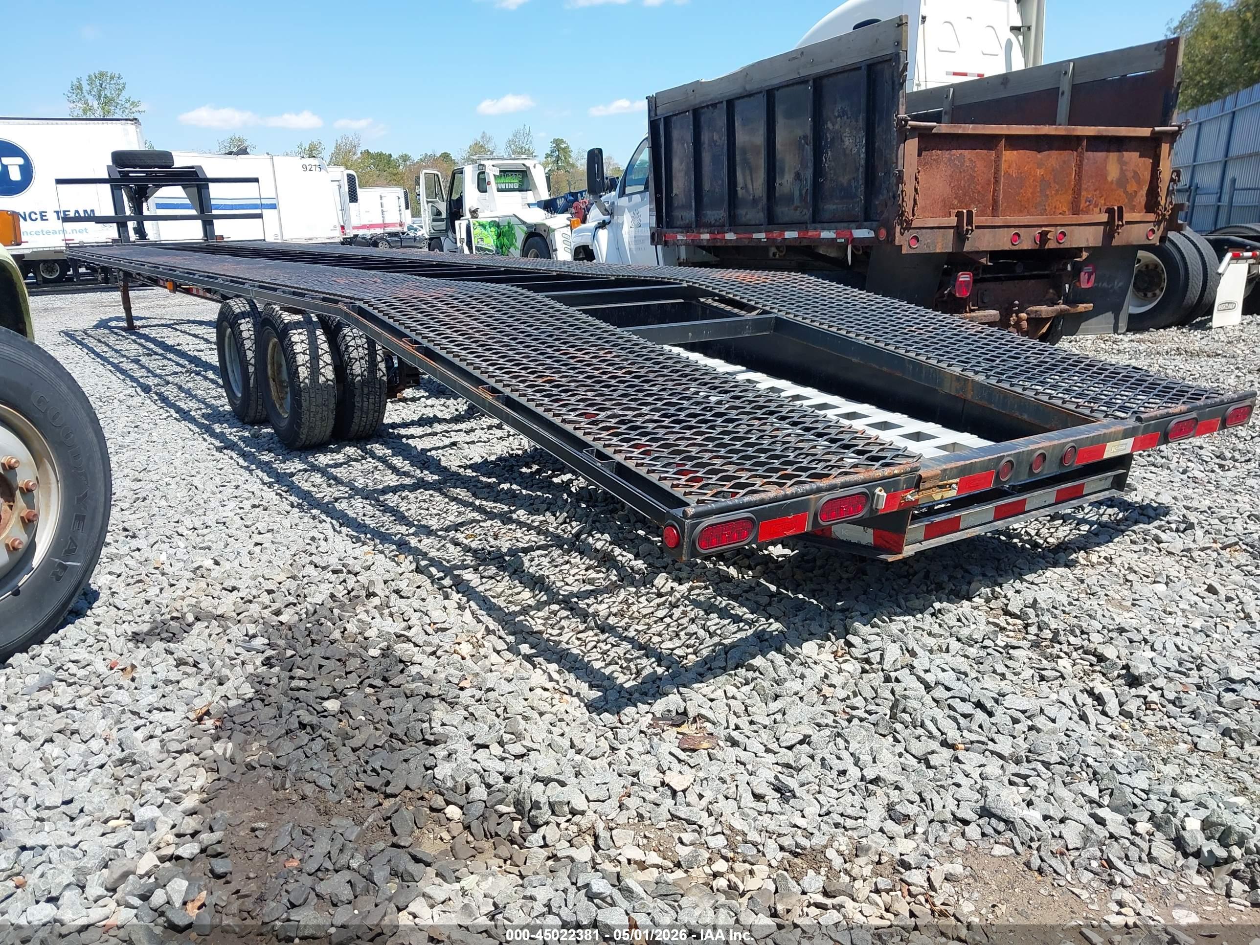 KAUFMAN TRAILERS image 3