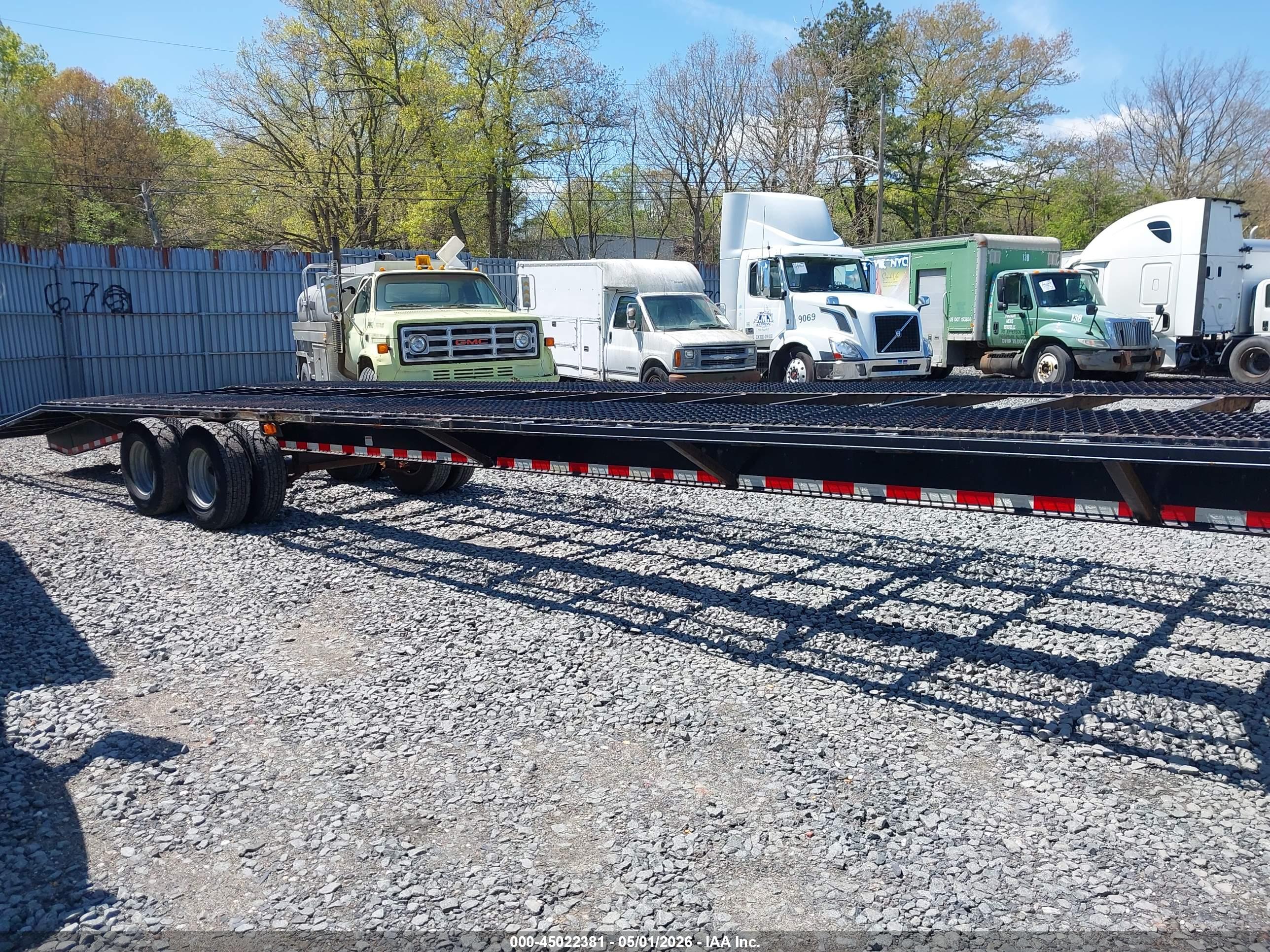 KAUFMAN TRAILERS image 5