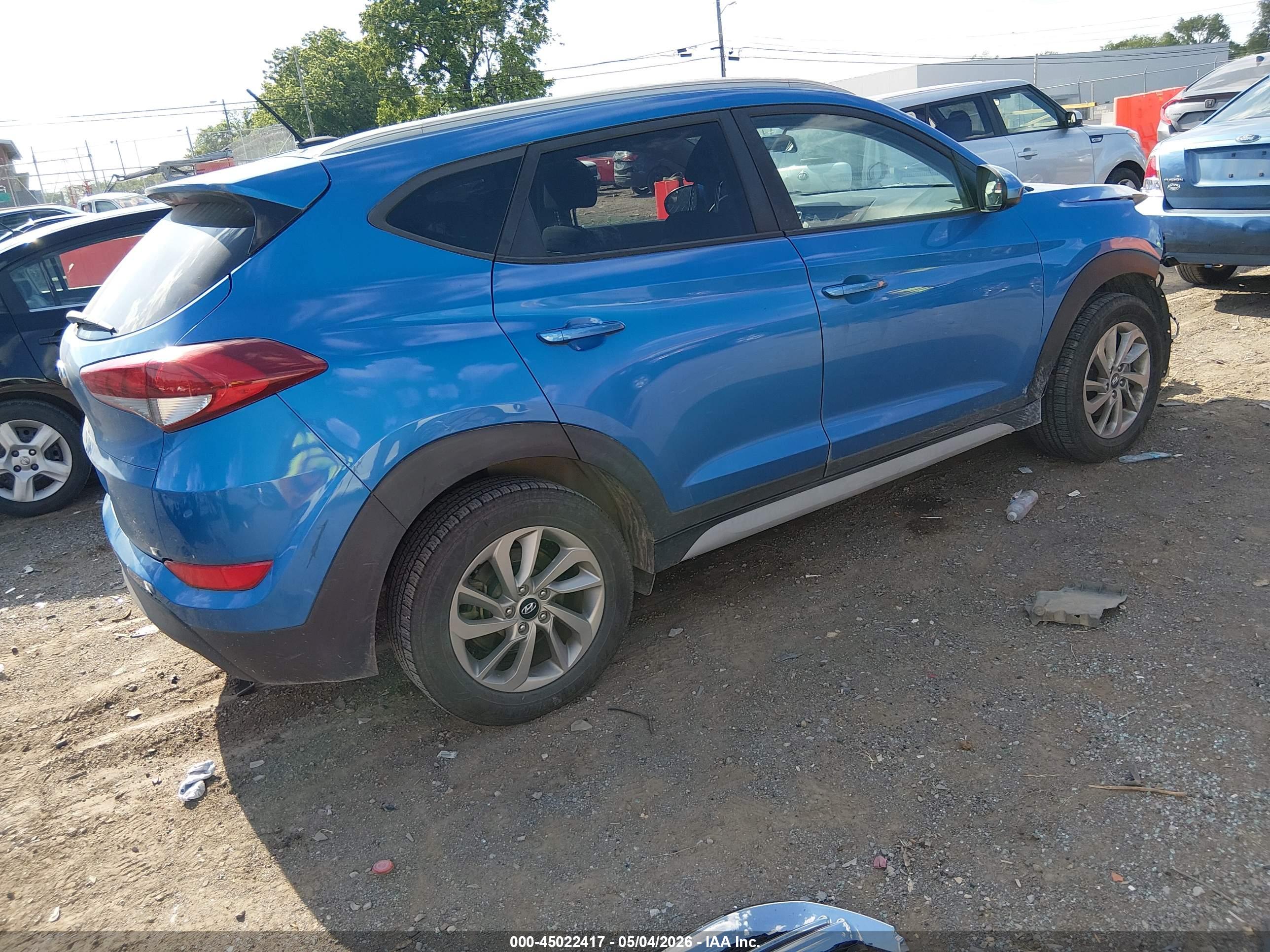 HYUNDAI TUCSON image 4