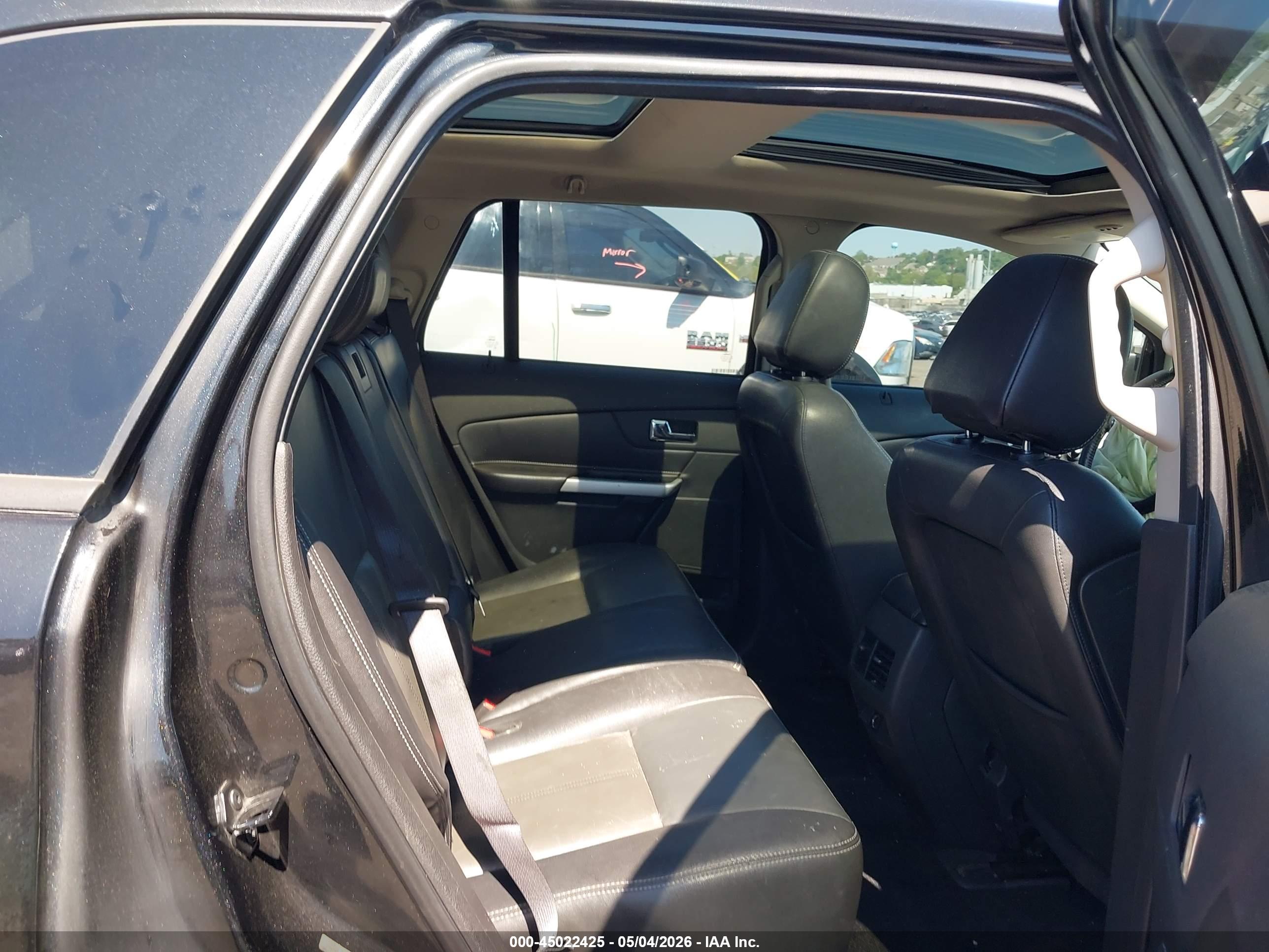 FORD EDGE image 8