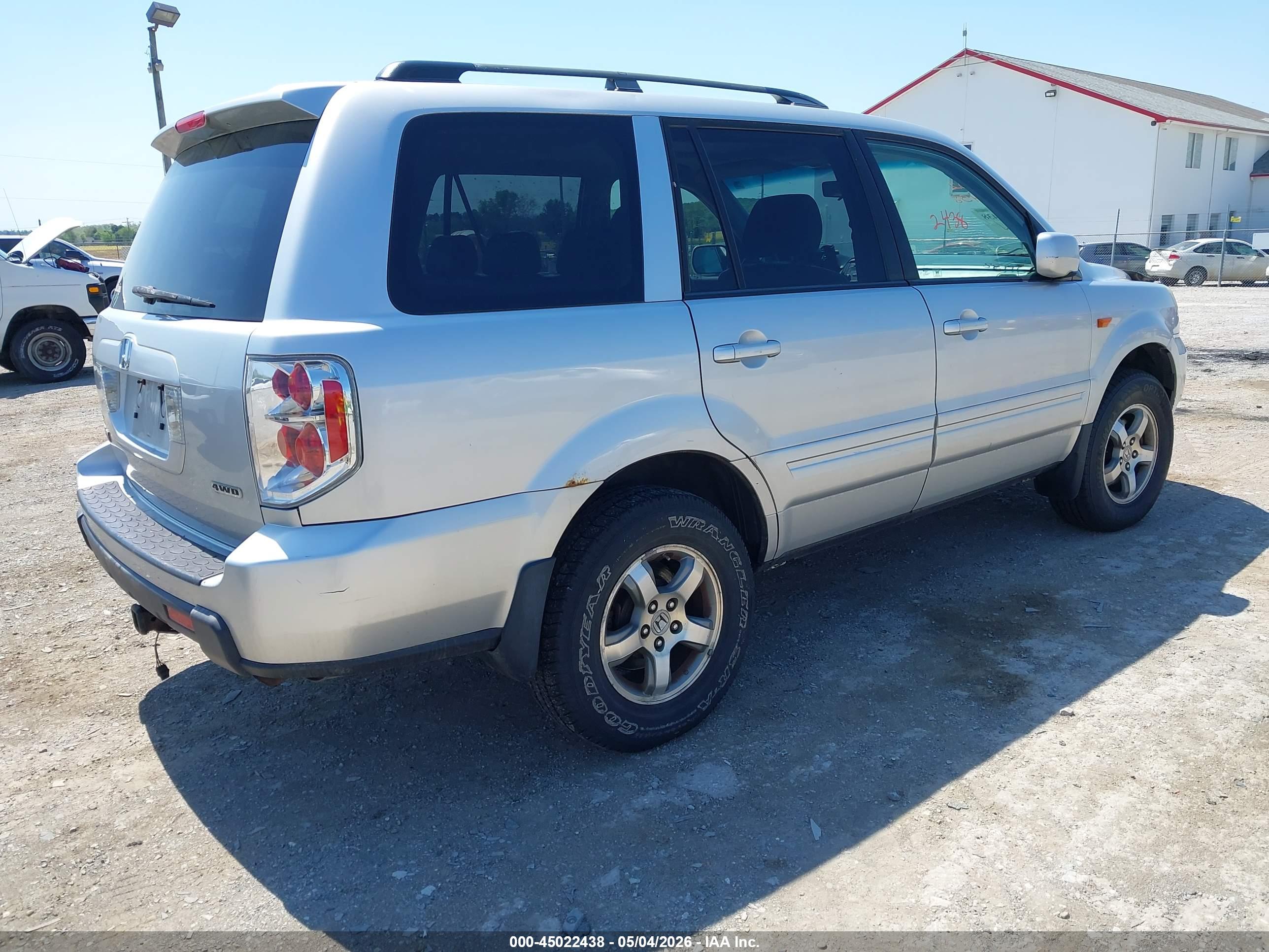 HONDA PILOT image 4