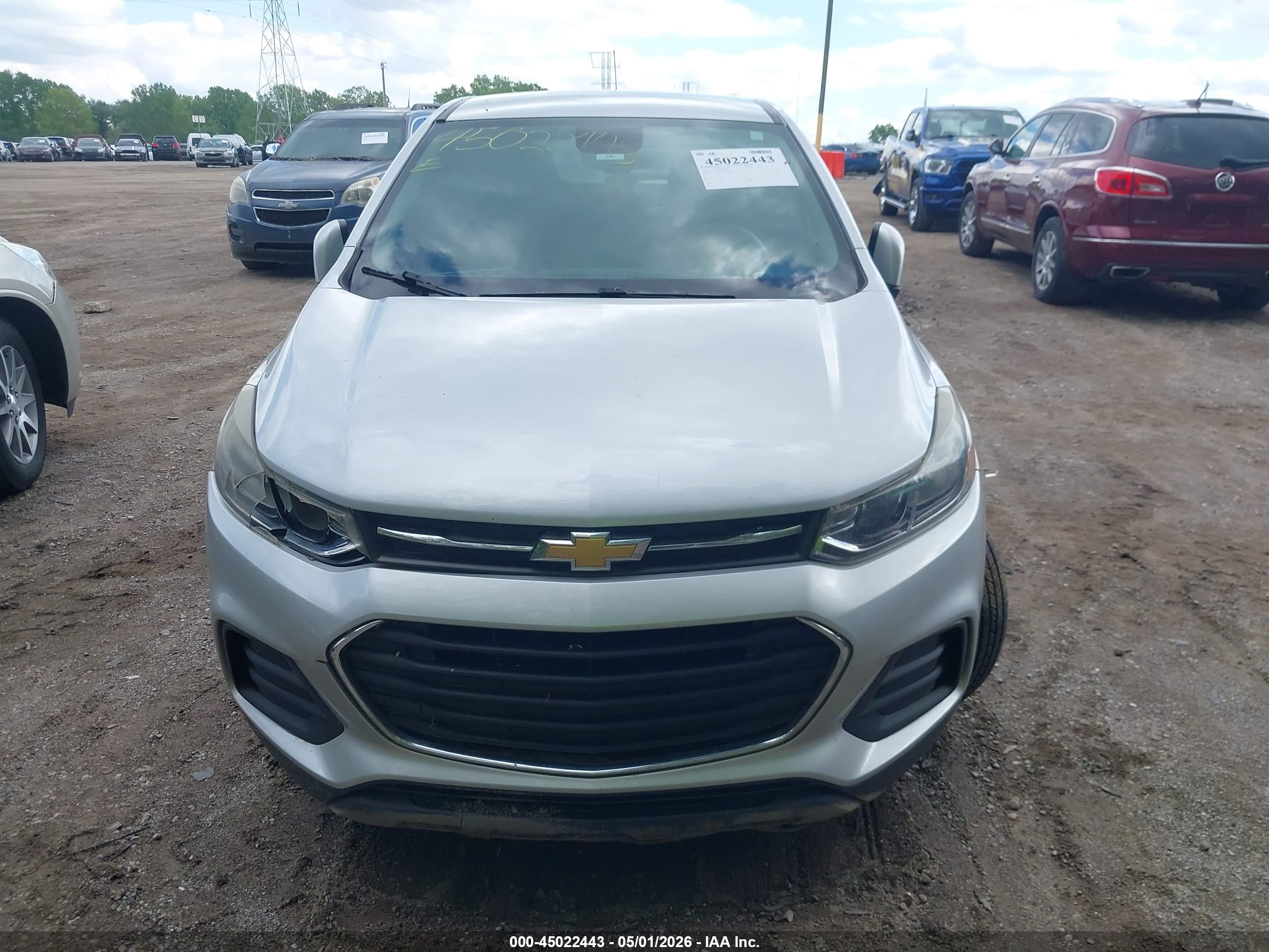 CHEVROLET TRAX image 6