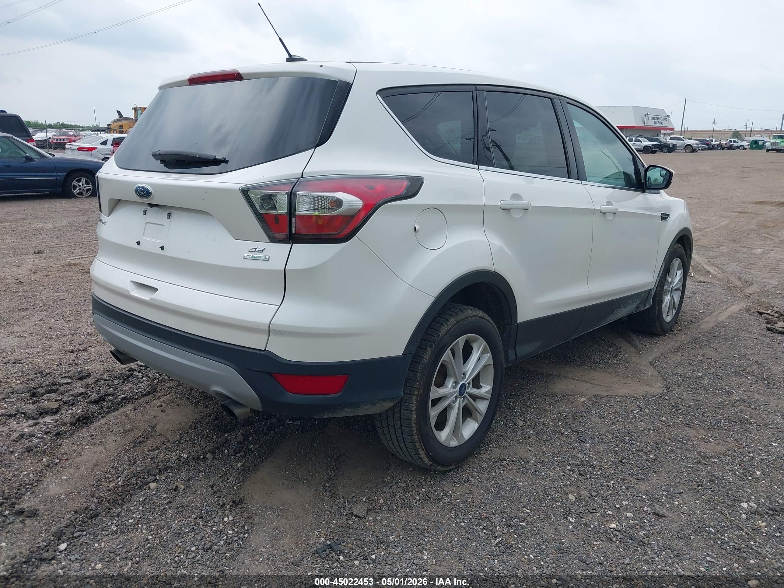 FORD ESCAPE image 4