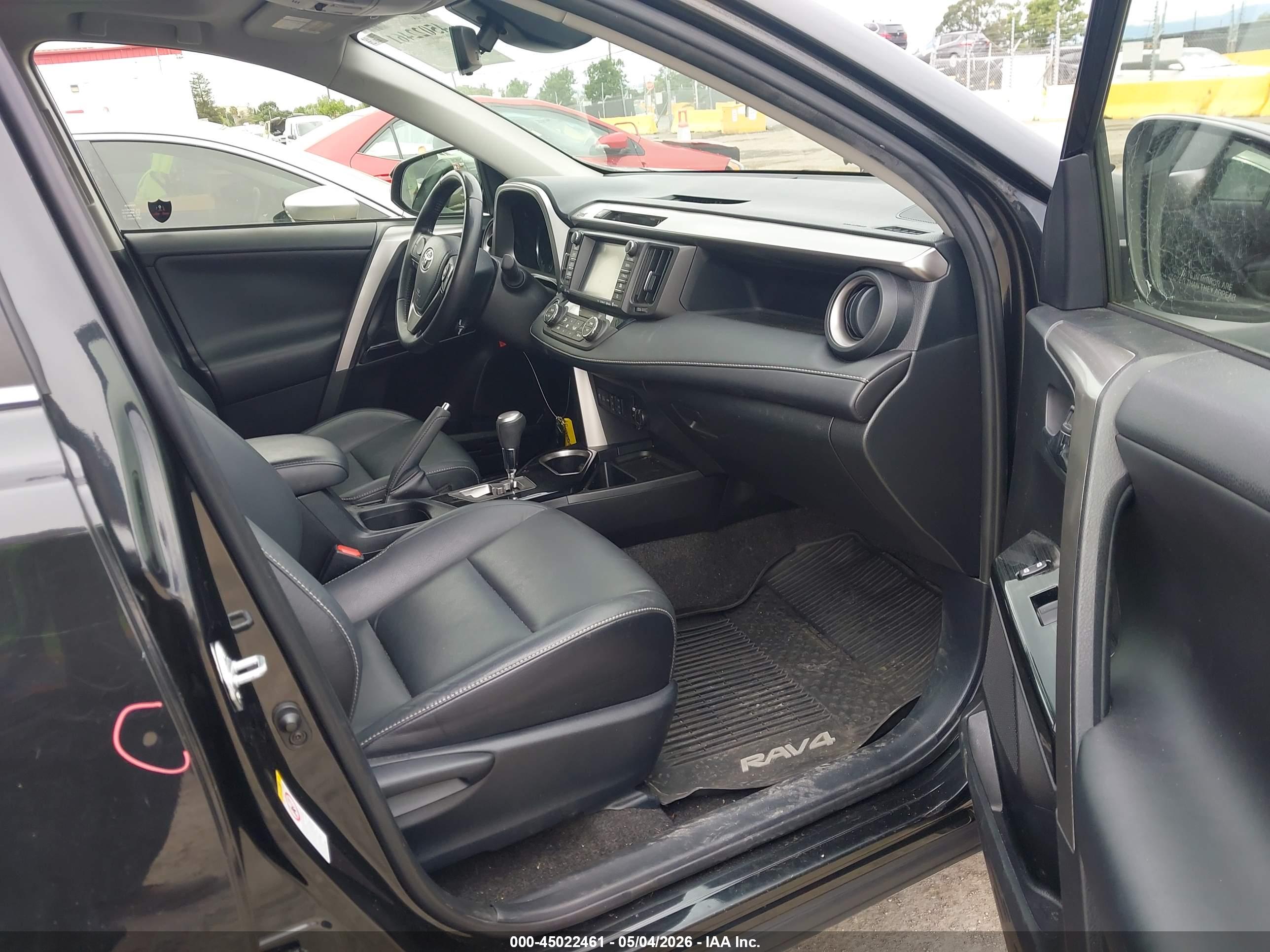 TOYOTA RAV4 image 5
