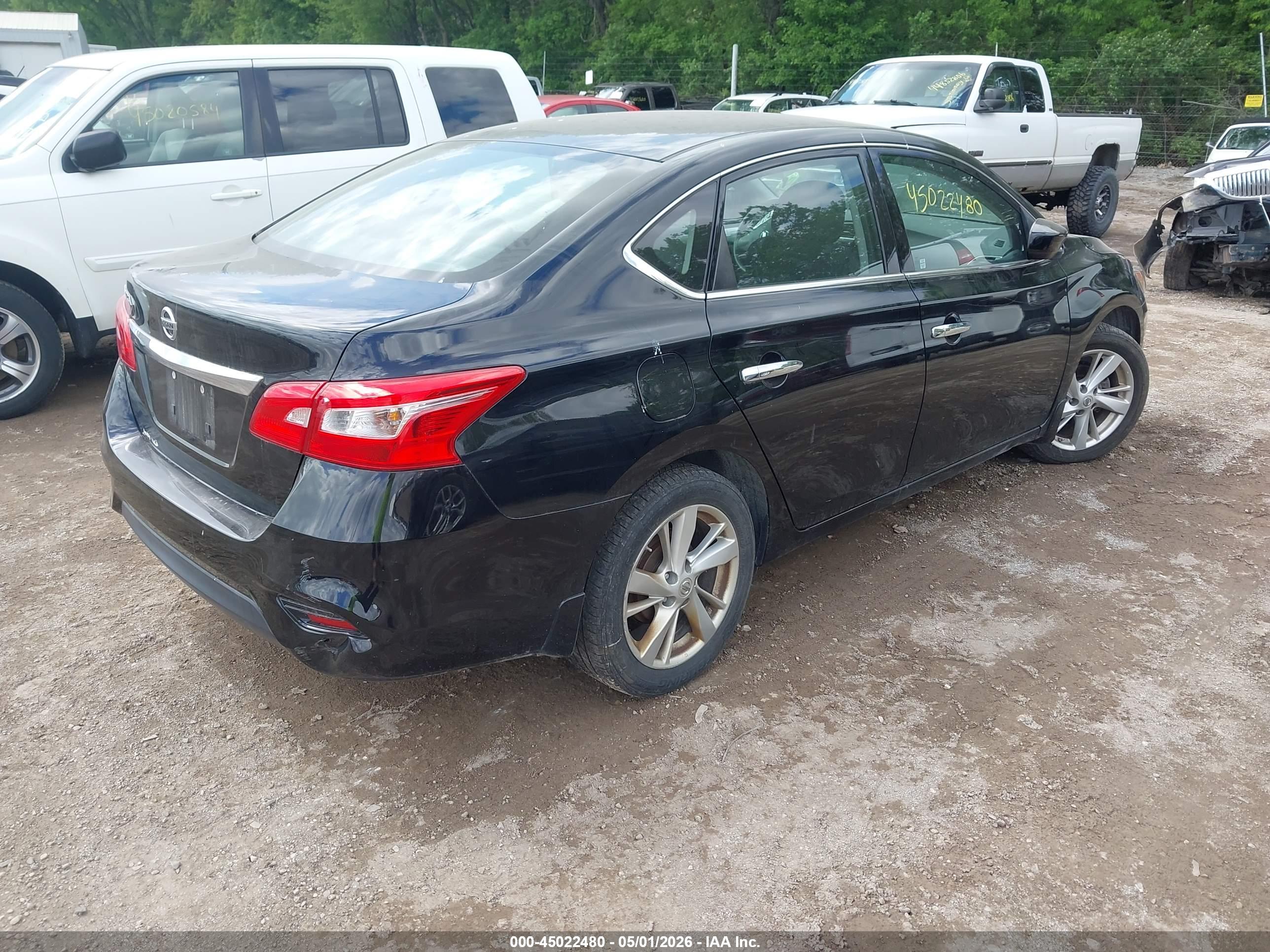 NISSAN SENTRA image 4