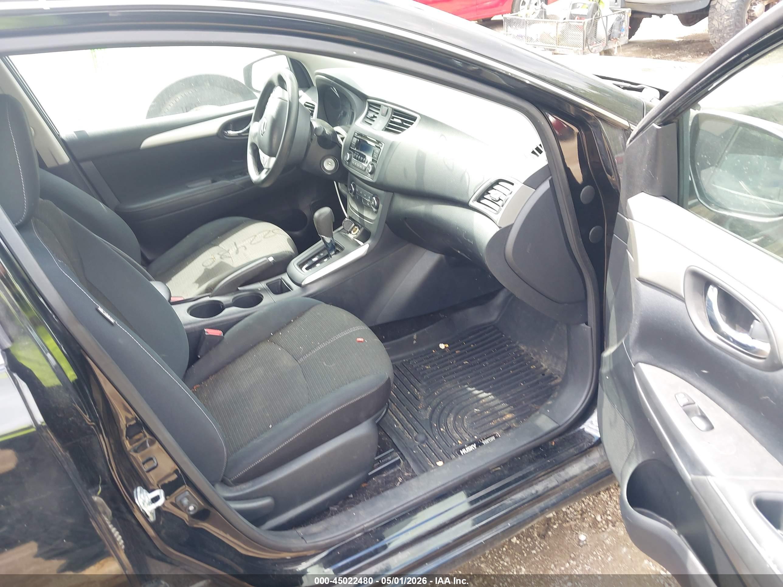 NISSAN SENTRA image 5