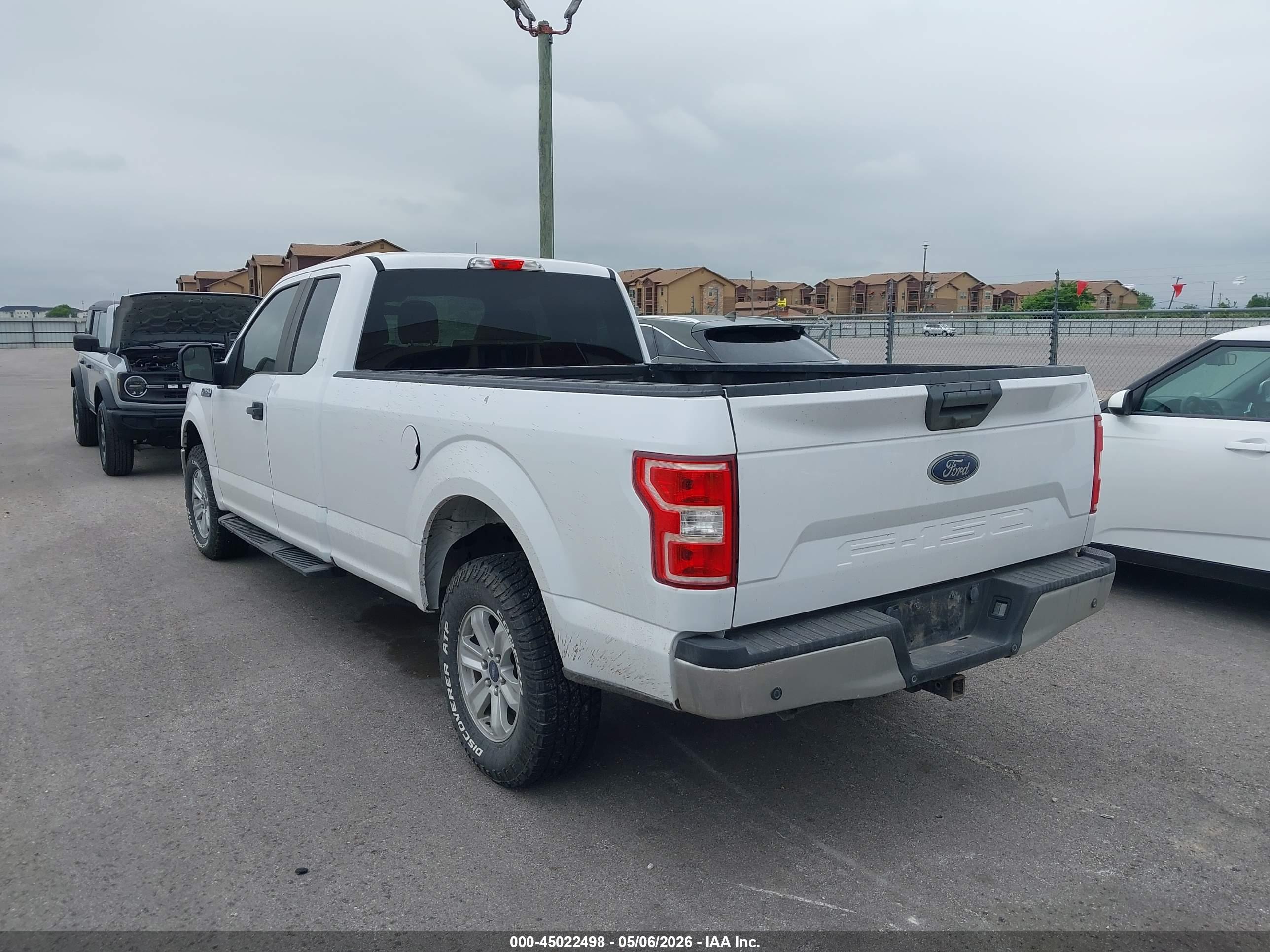 FORD F-150 image 3