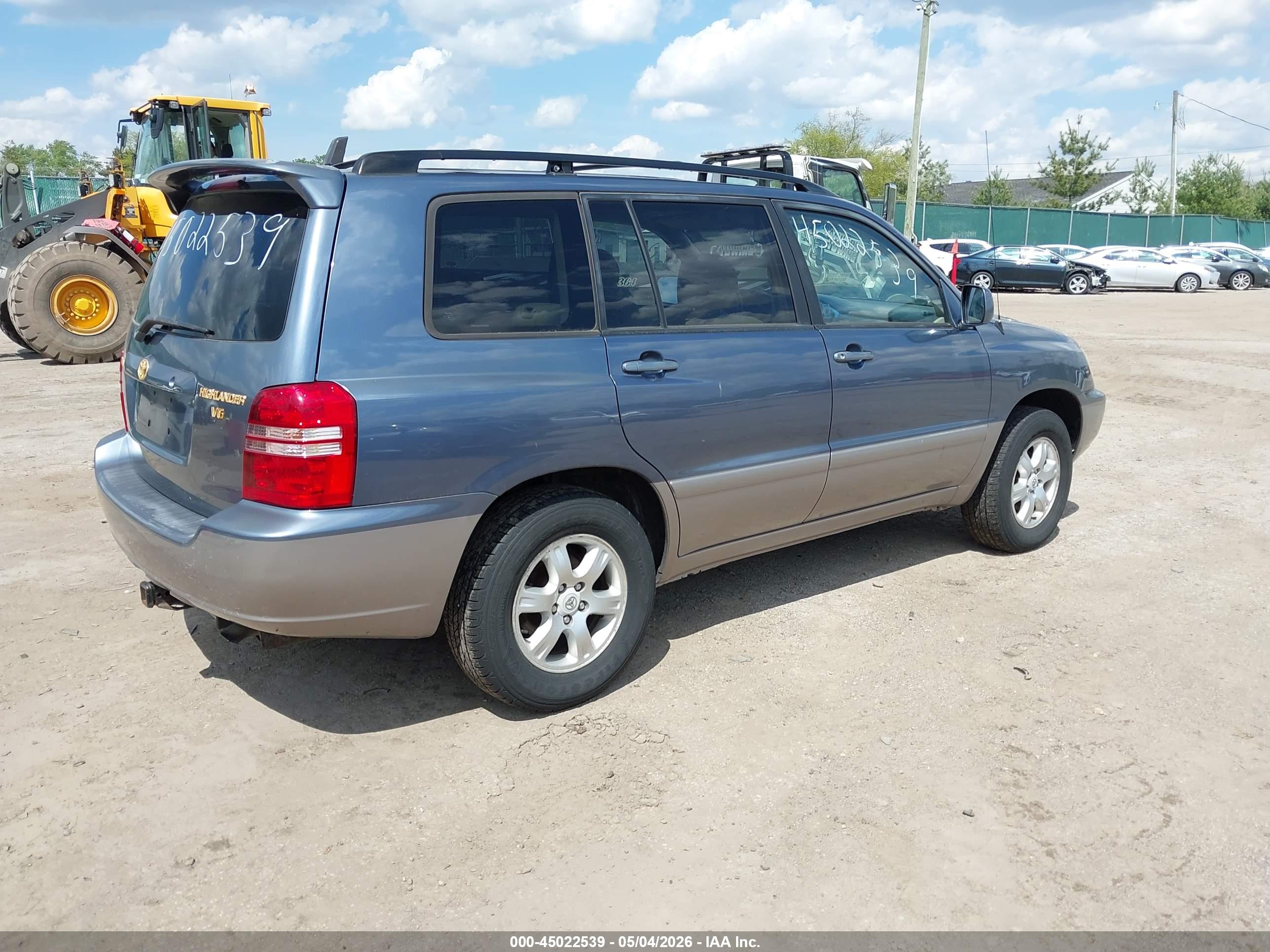 TOYOTA HIGHLANDER image 4