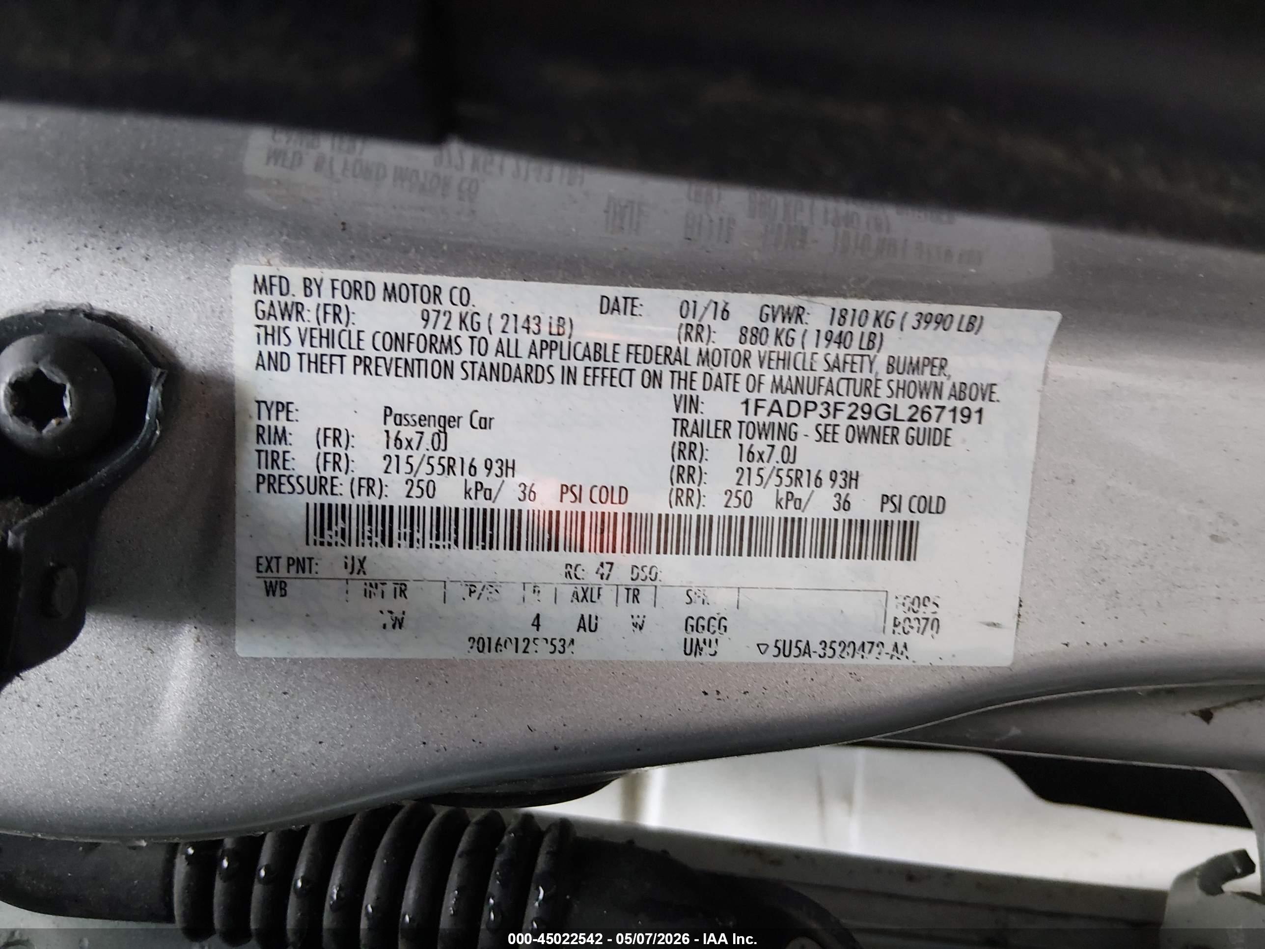 FORD FOCUS image 9