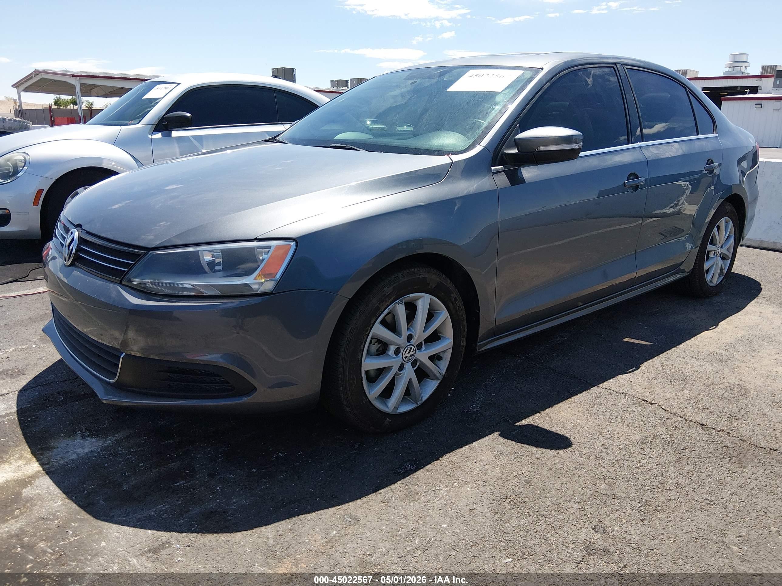 VOLKSWAGEN JETTA image 2