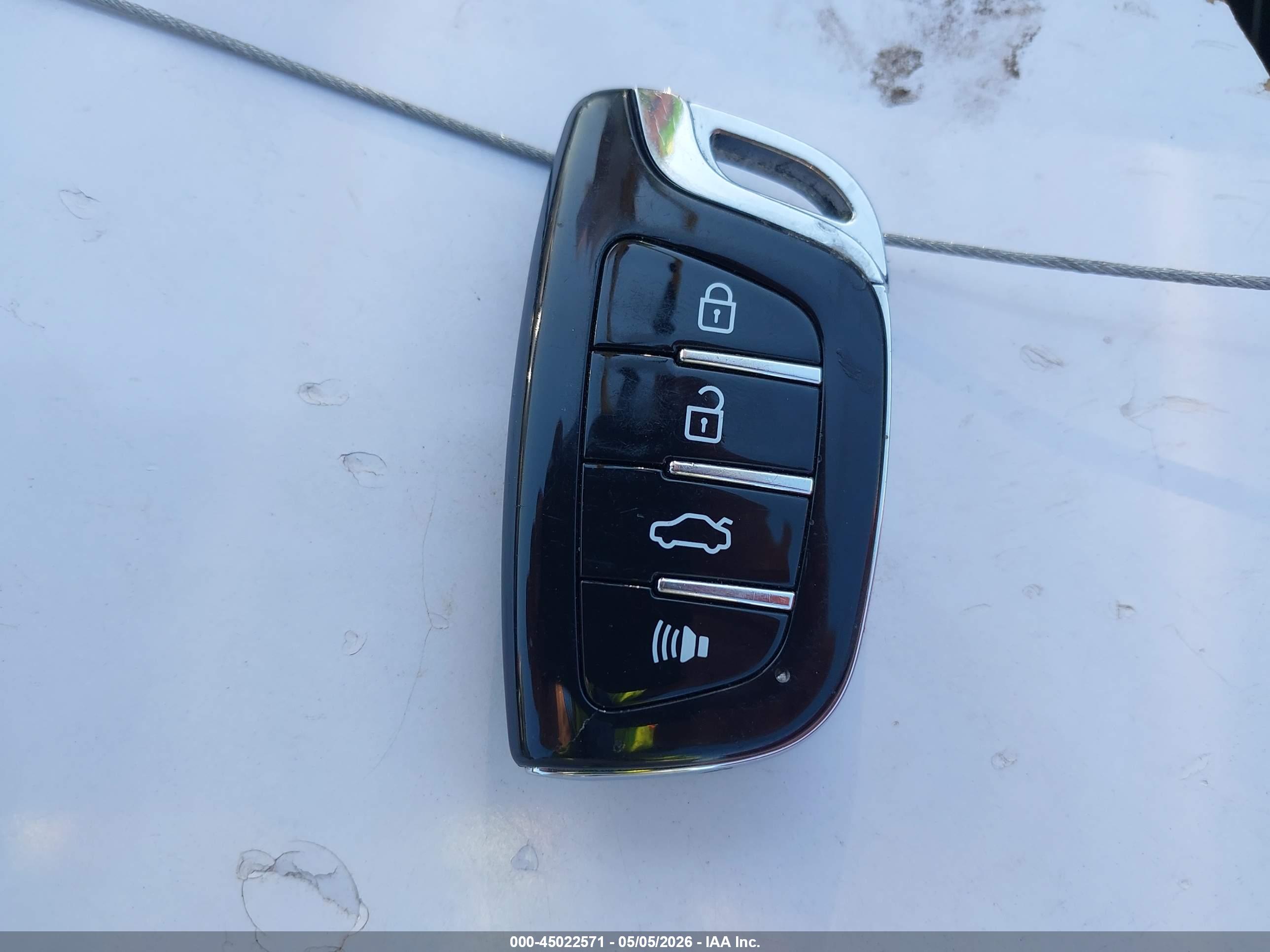 INFINITI Q50 image 11