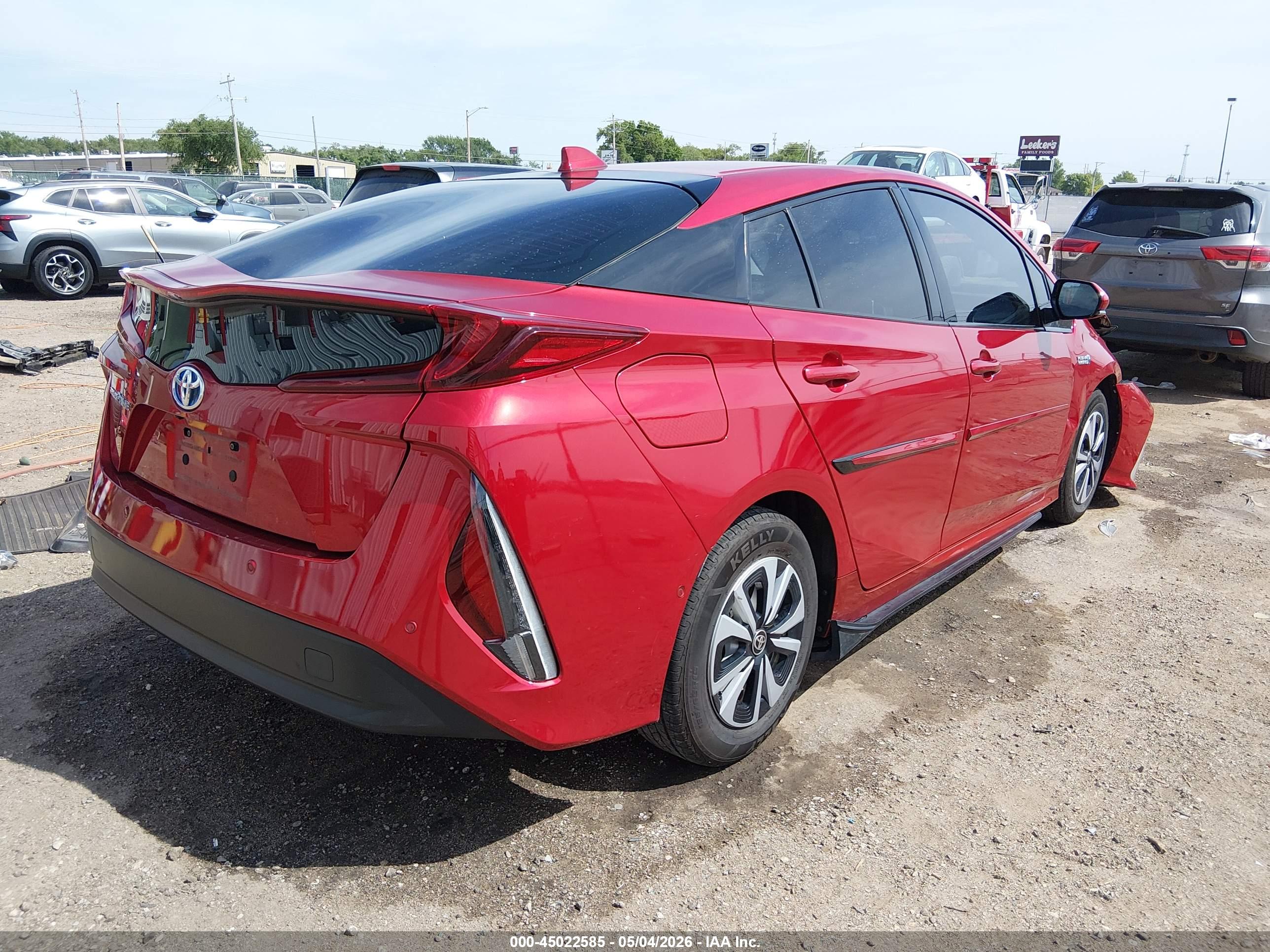 TOYOTA PRIUS image 4