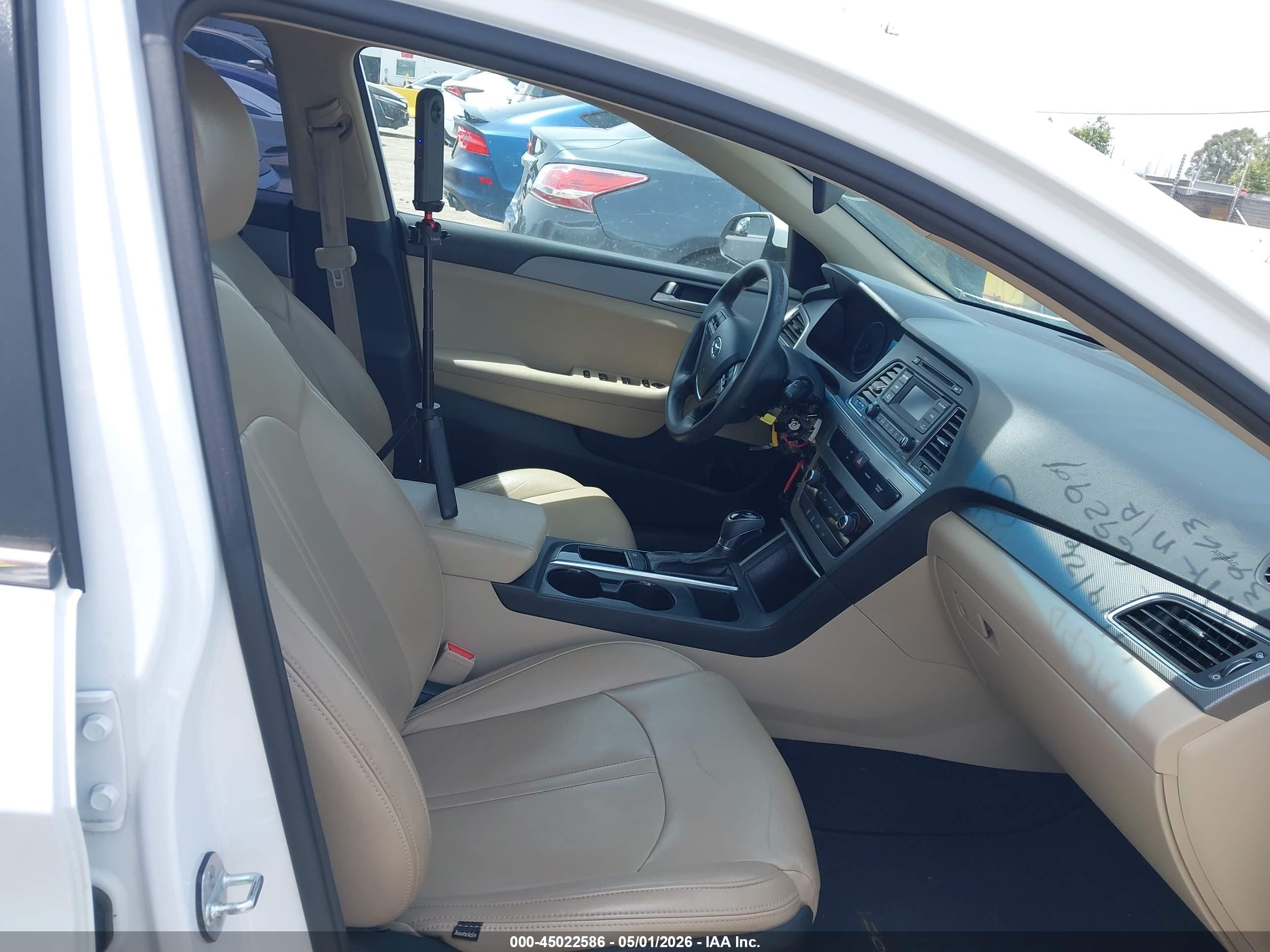 HYUNDAI SONATA image 5
