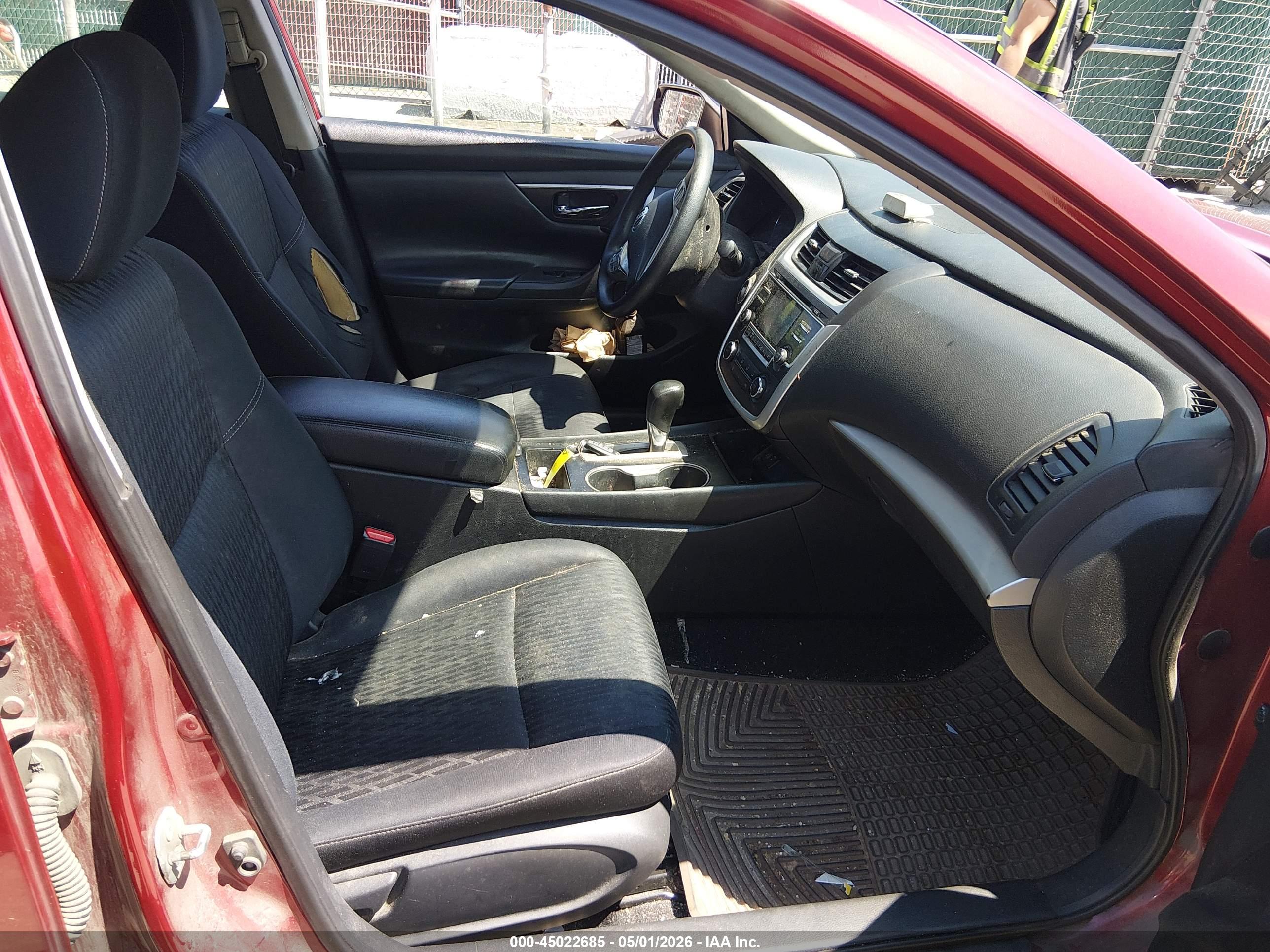 NISSAN ALTIMA image 5