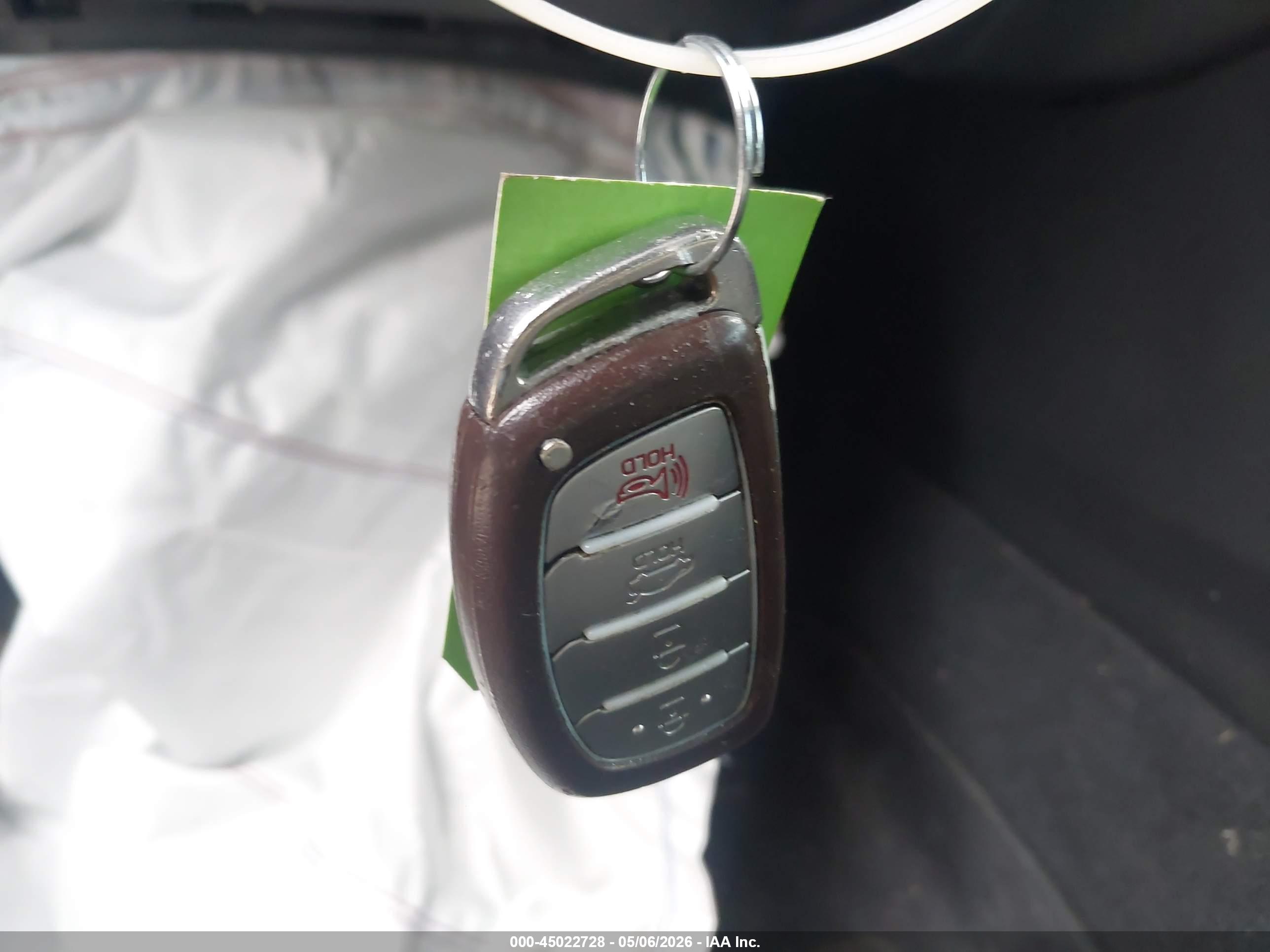 HYUNDAI SONATA image 11