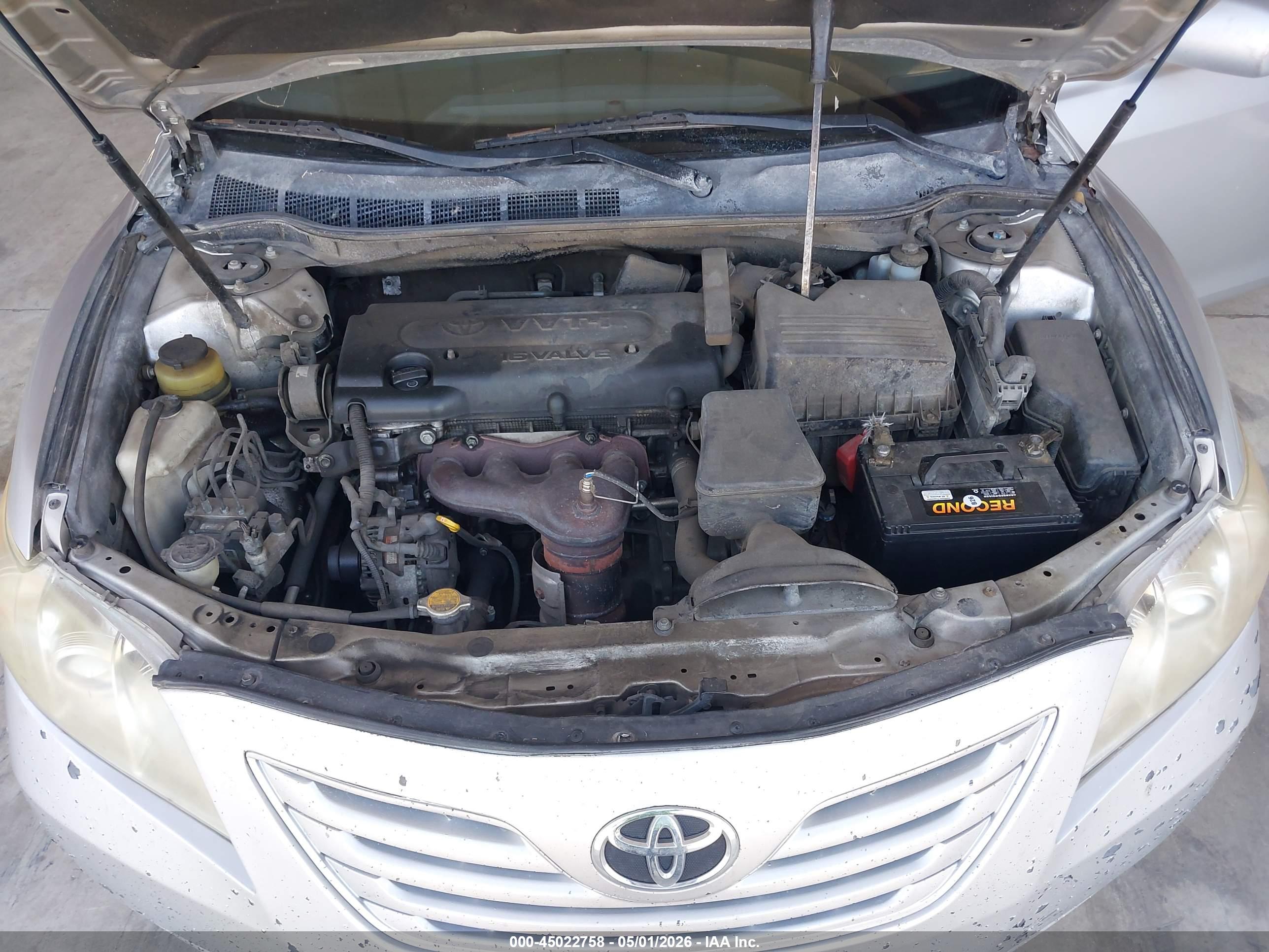 TOYOTA CAMRY image 10