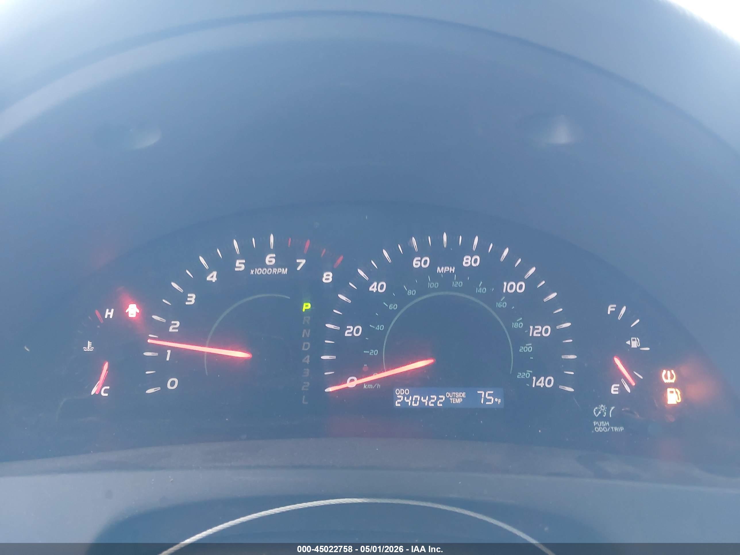 TOYOTA CAMRY image 7